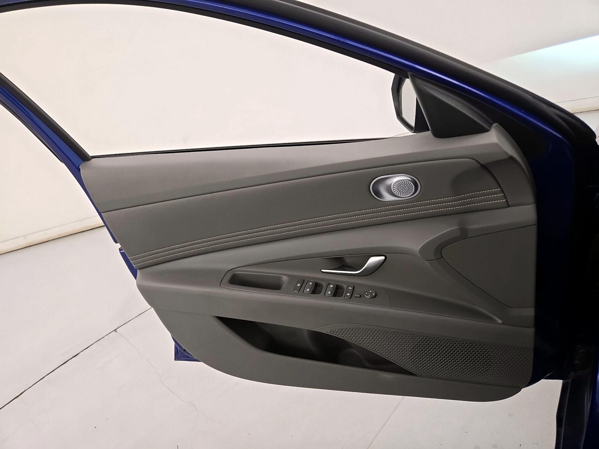 Thumbnail: 2026 Hyundai Elantra - 12