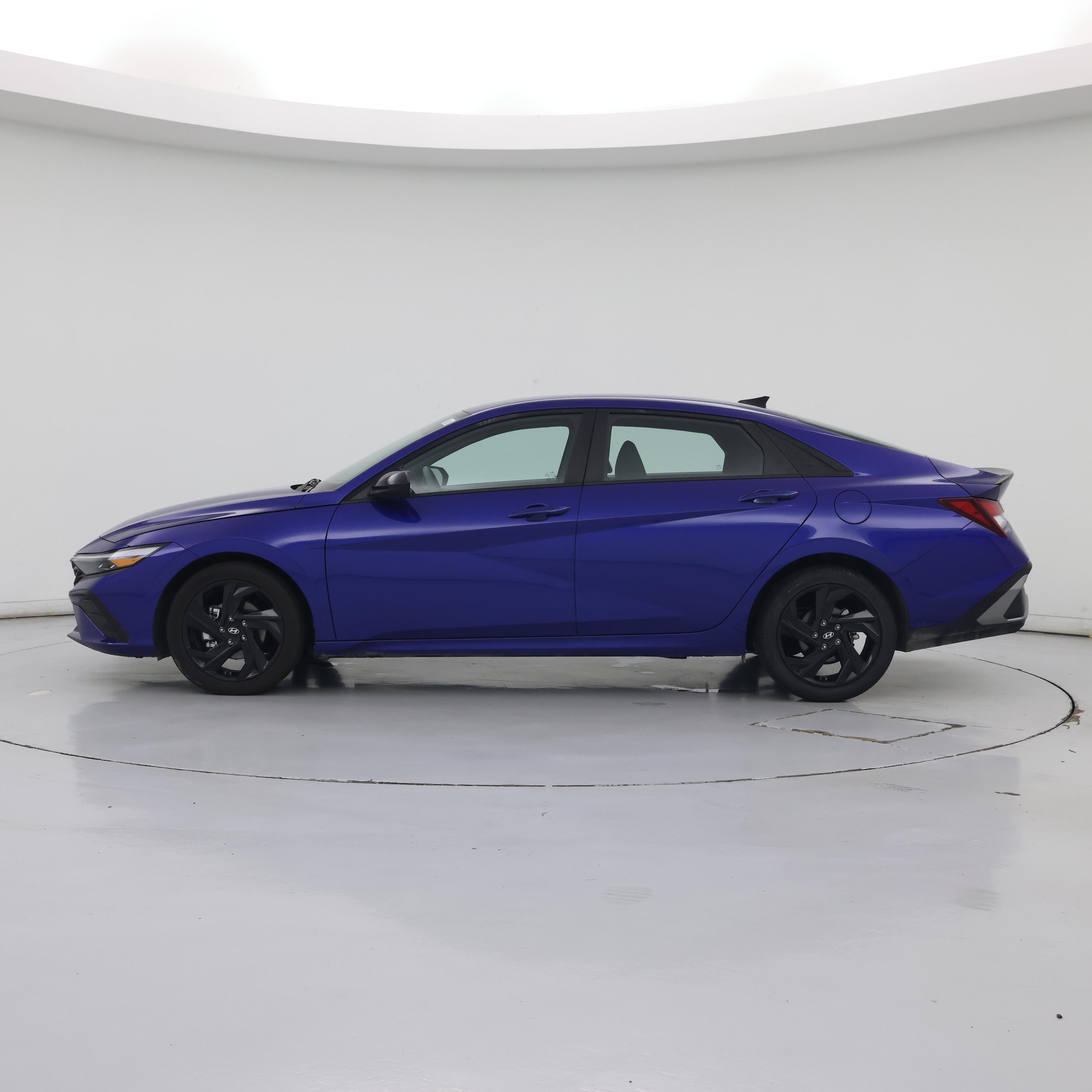 Thumbnail: 2026 Hyundai Elantra - 3