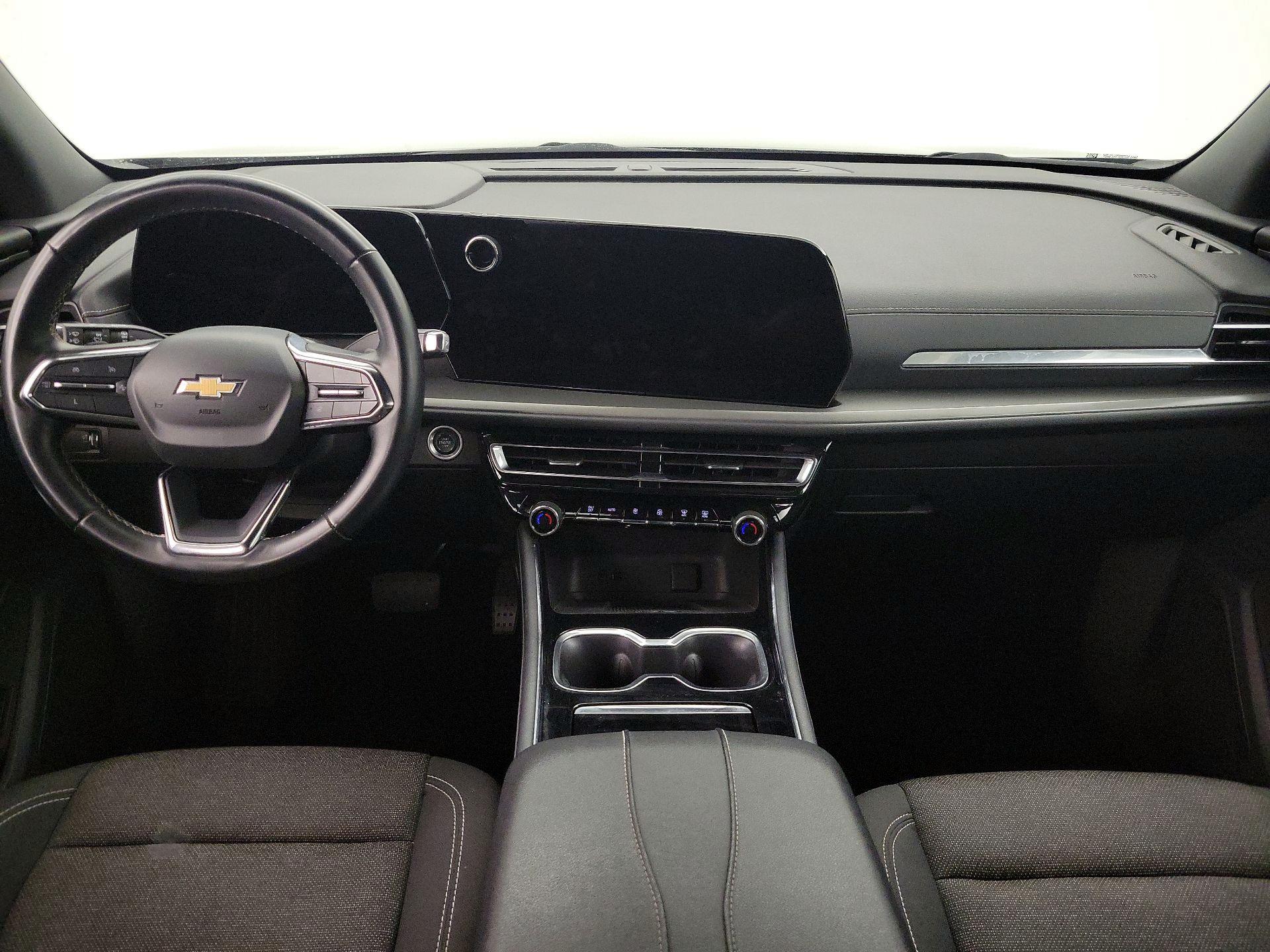 Thumbnail: 2024 Chevrolet Traverse - 9