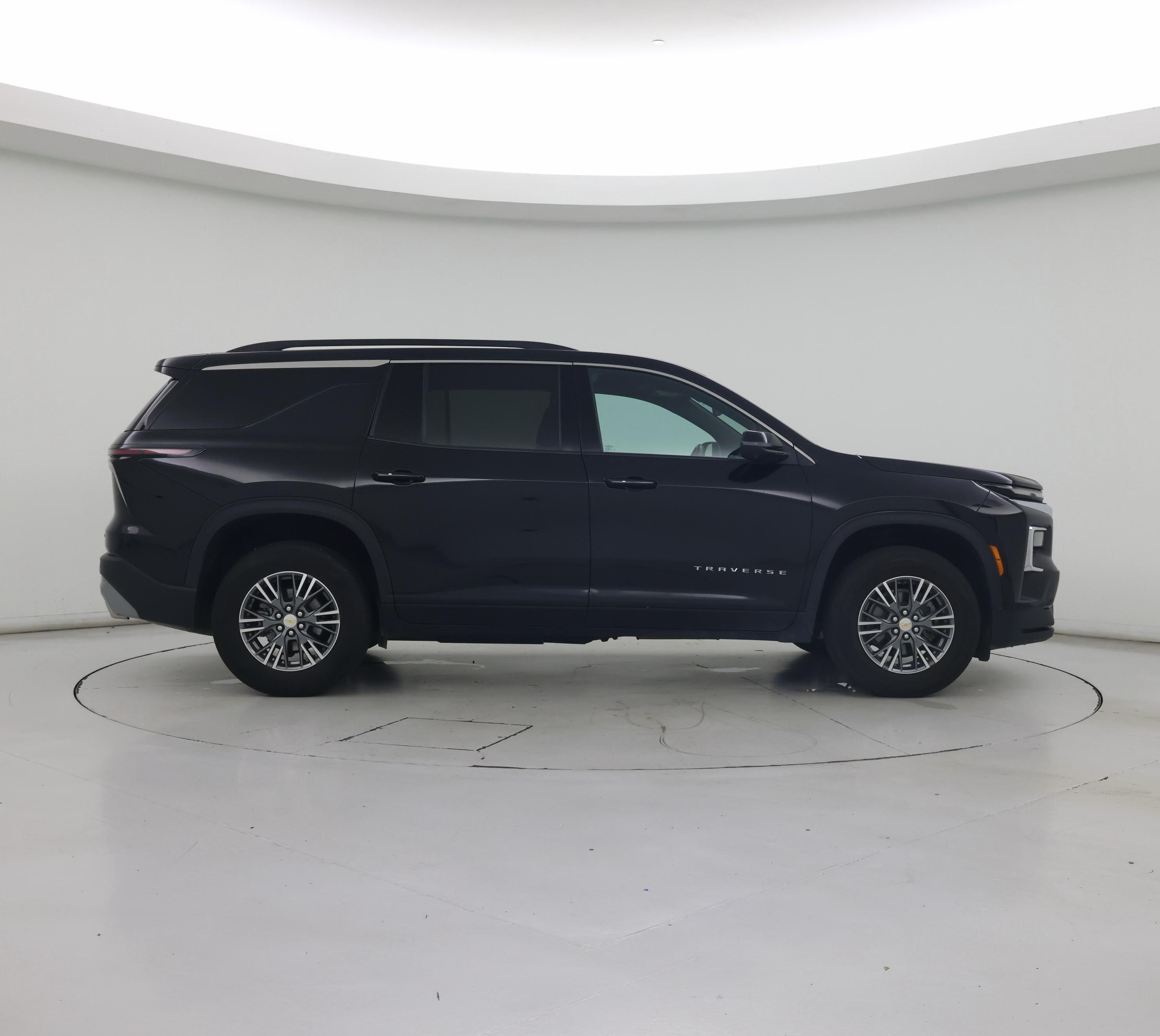 Thumbnail: 2024 Chevrolet Traverse - 7