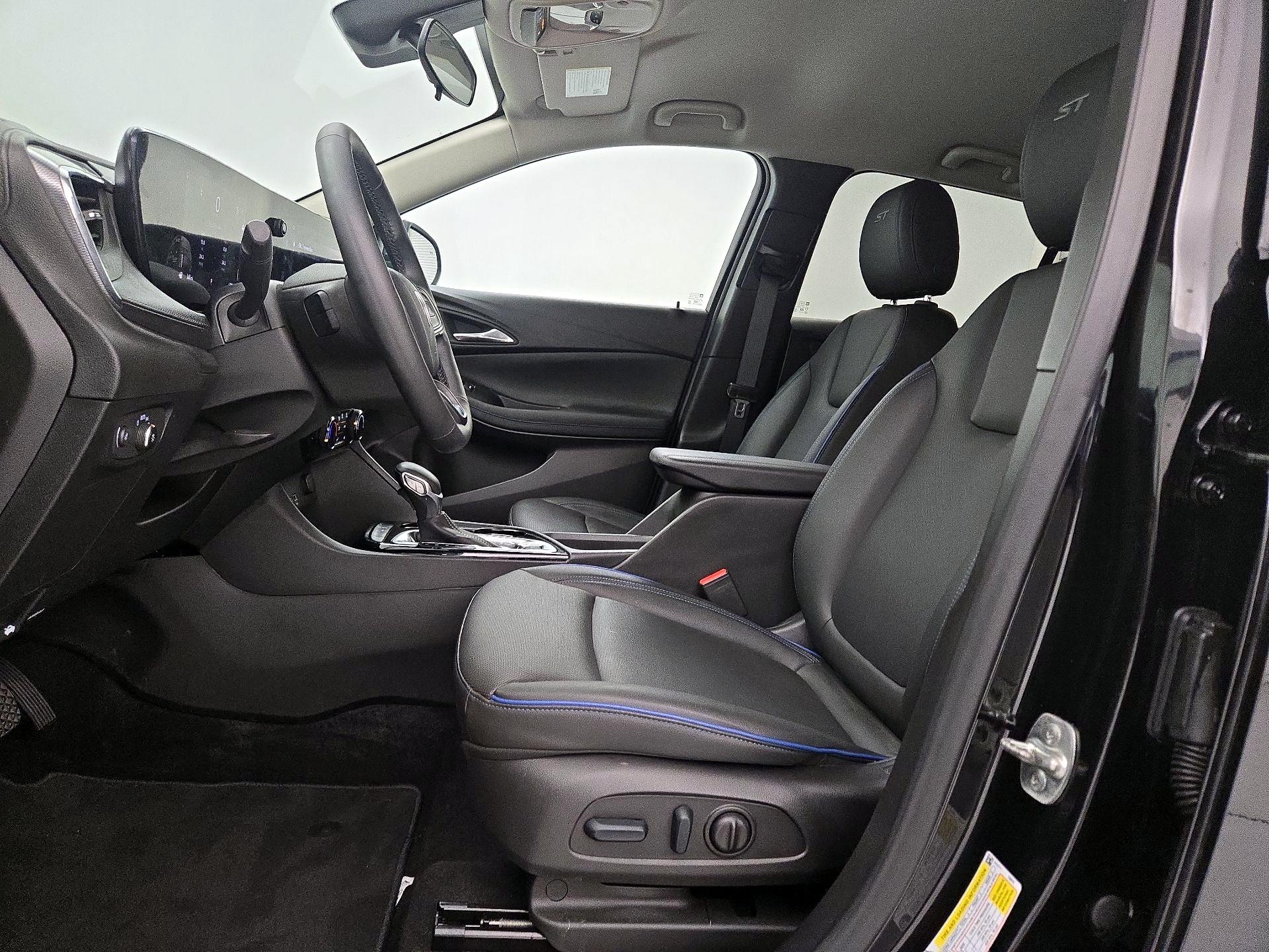 Thumbnail: 2025 Buick Encore GX - 11