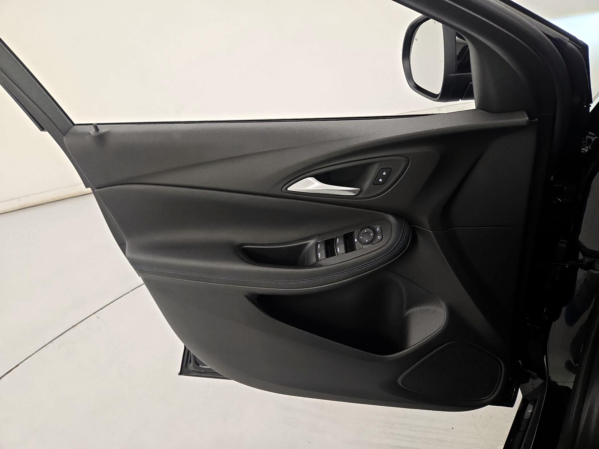 Thumbnail: 2025 Buick Encore GX - 12