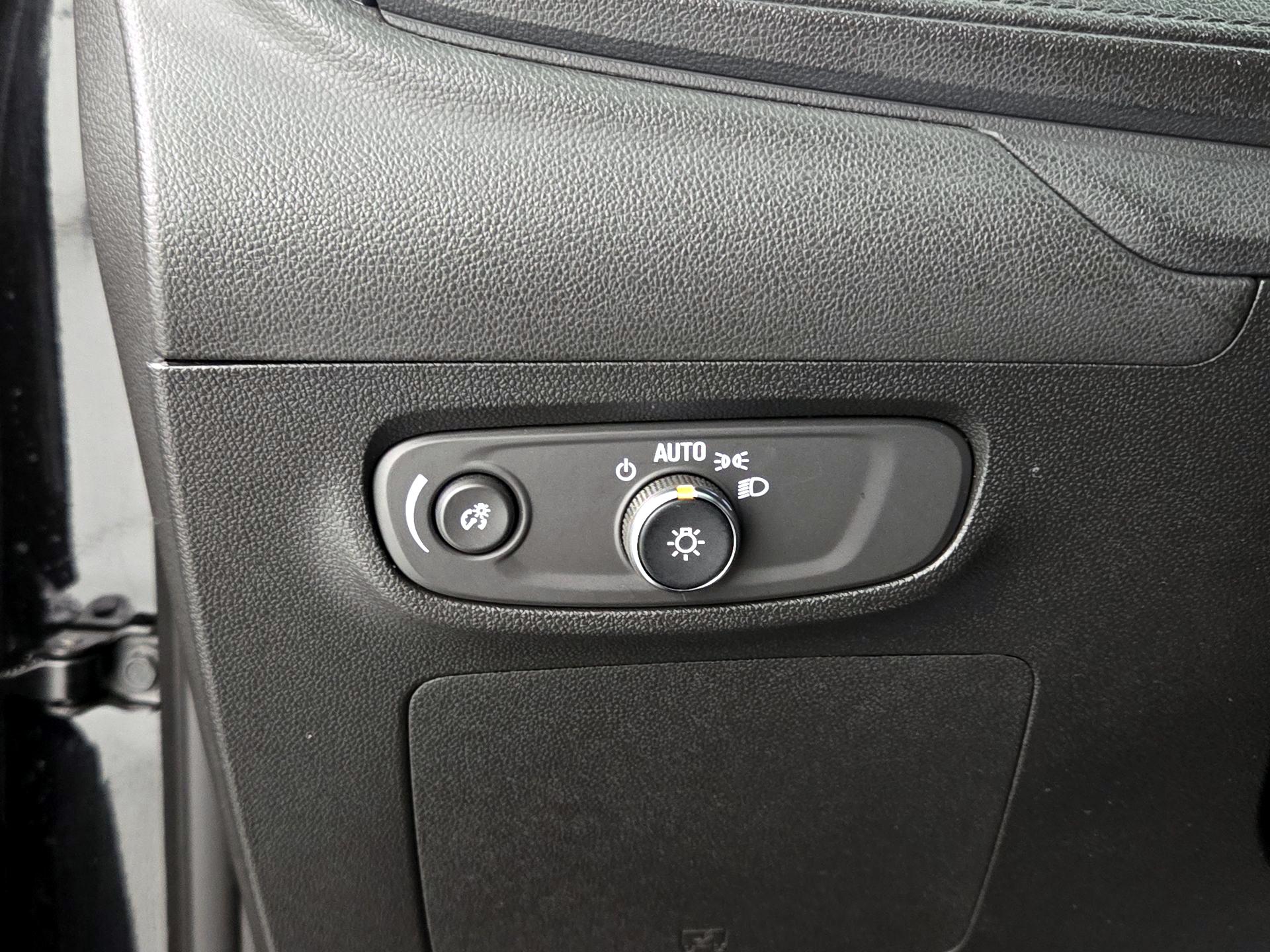 Thumbnail: 2025 Buick Encore GX - 13