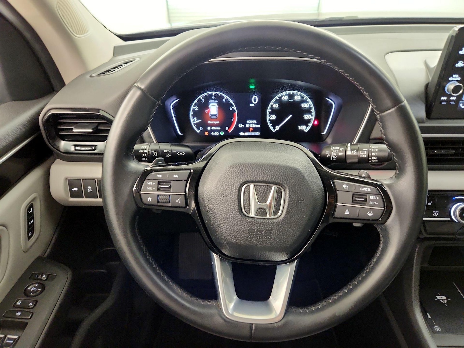 2024 Honda Pilot EX-L - Photo 11