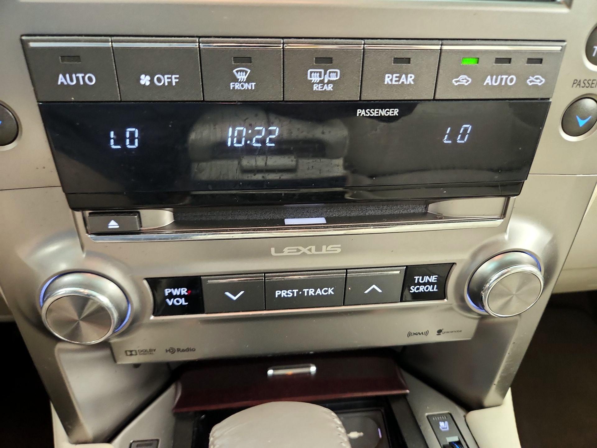 Thumbnail: 2016 Lexus GX - 17