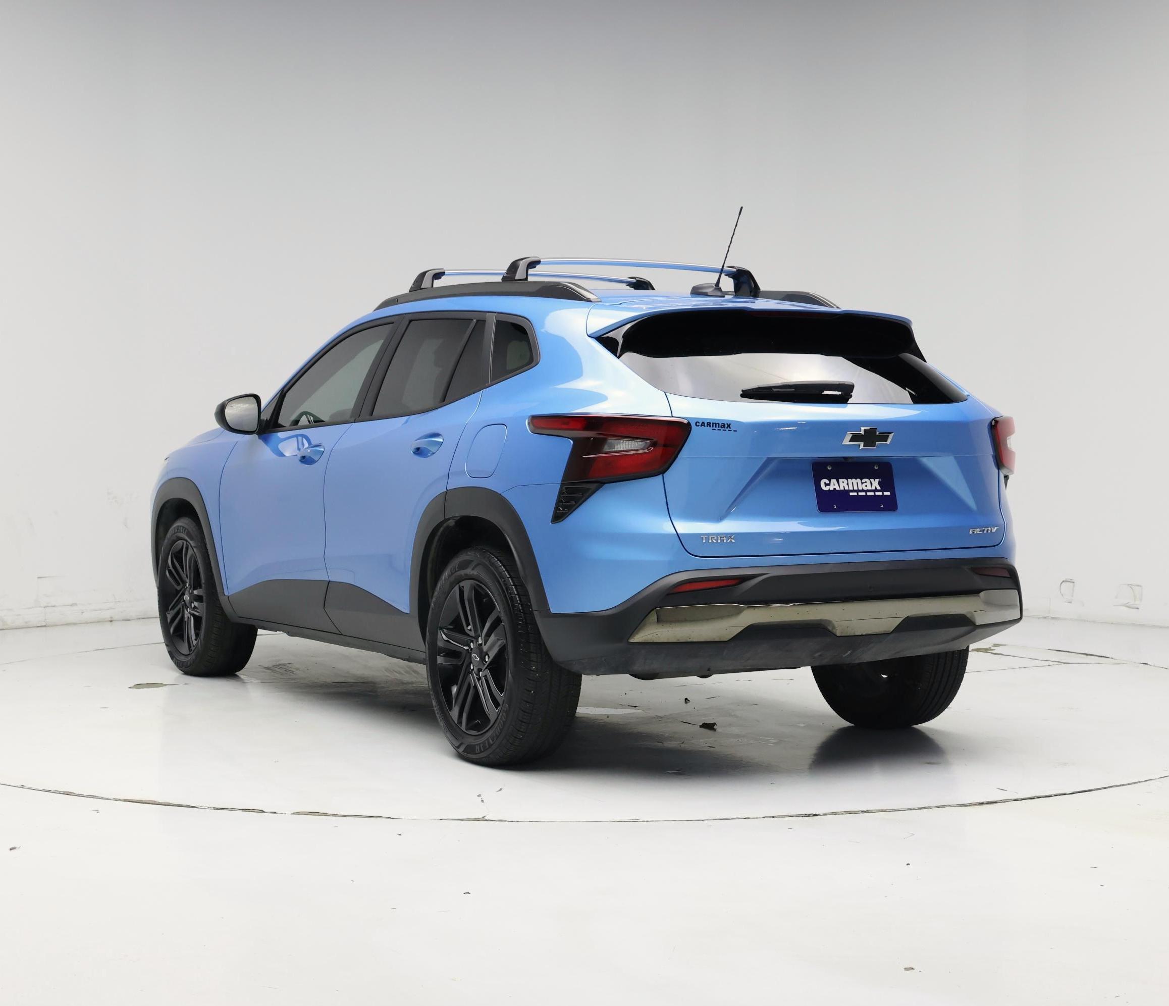 Thumbnail: 2025 Chevrolet Trax - 2