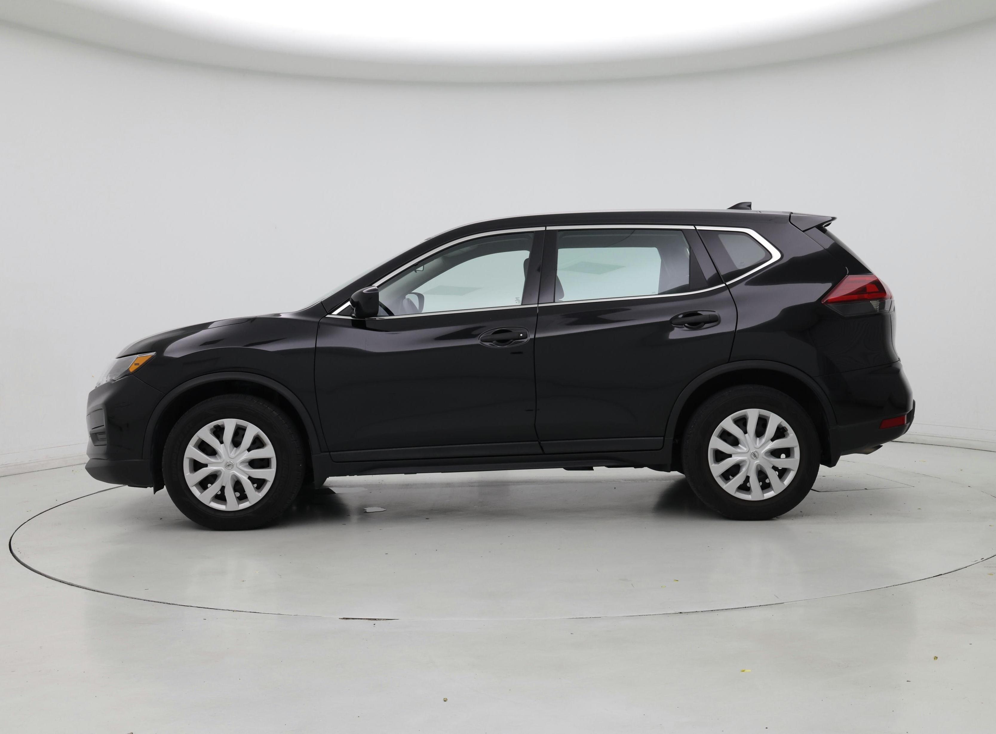 Thumbnail: 2019 Nissan Rogue - 3