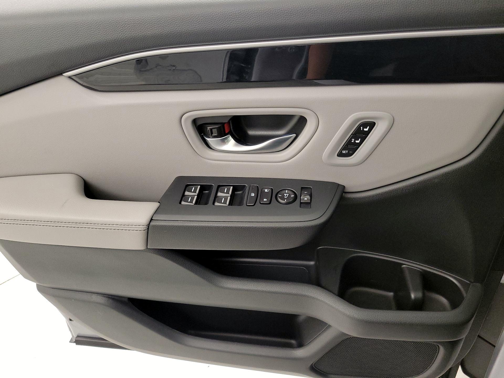 Thumbnail: 2025 Honda Pilot - 12