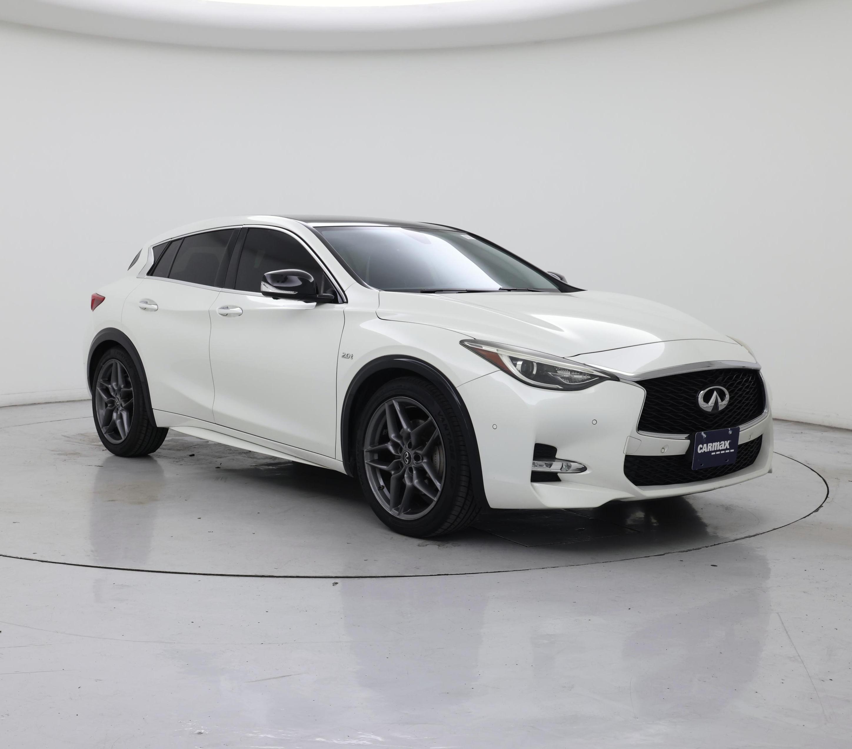 White 2018 INFINITI QX30 SUV / Crossover Front-Wheel Drive Automatic