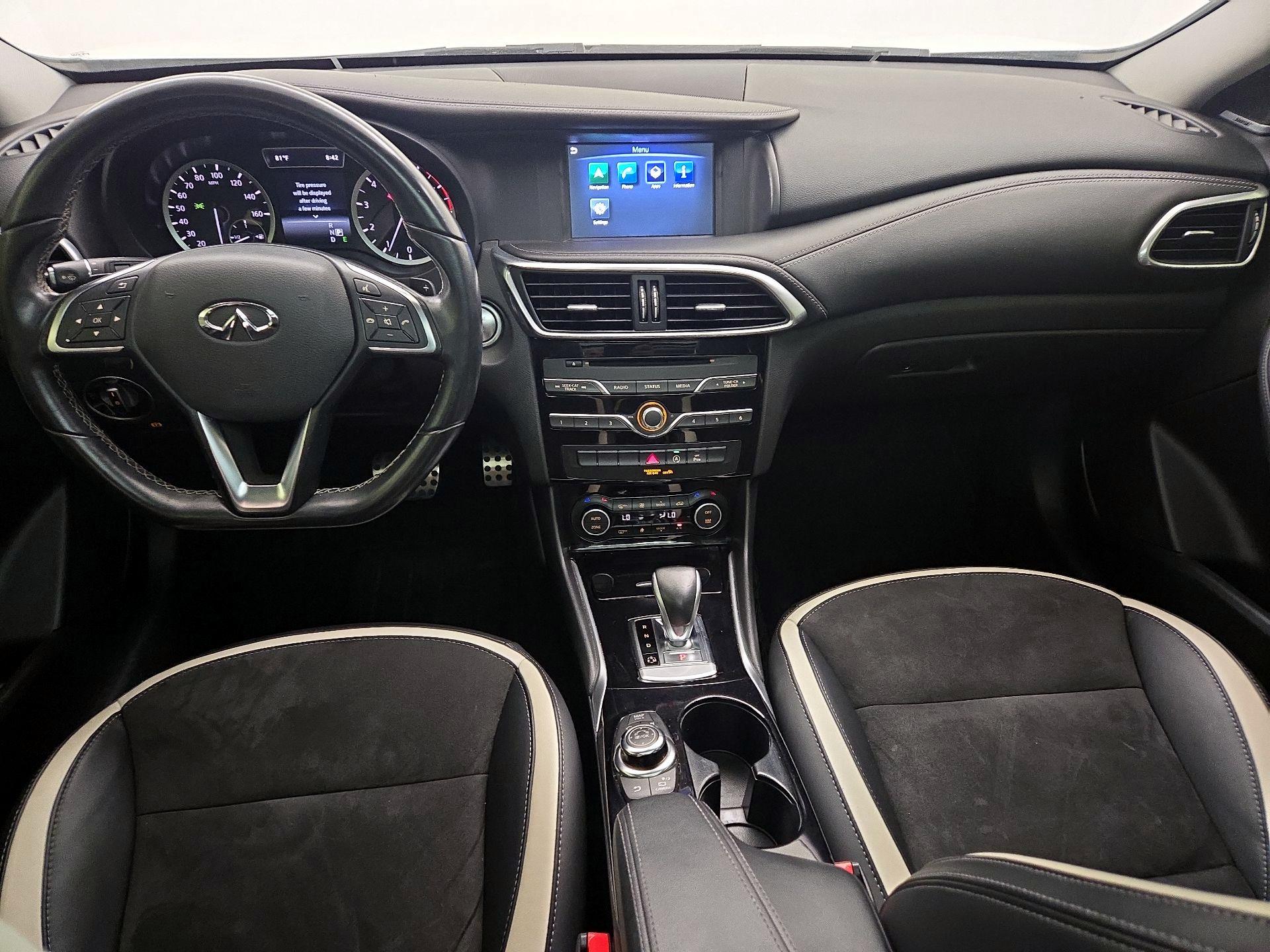 Thumbnail: 2018 INFINITI QX30 - 9