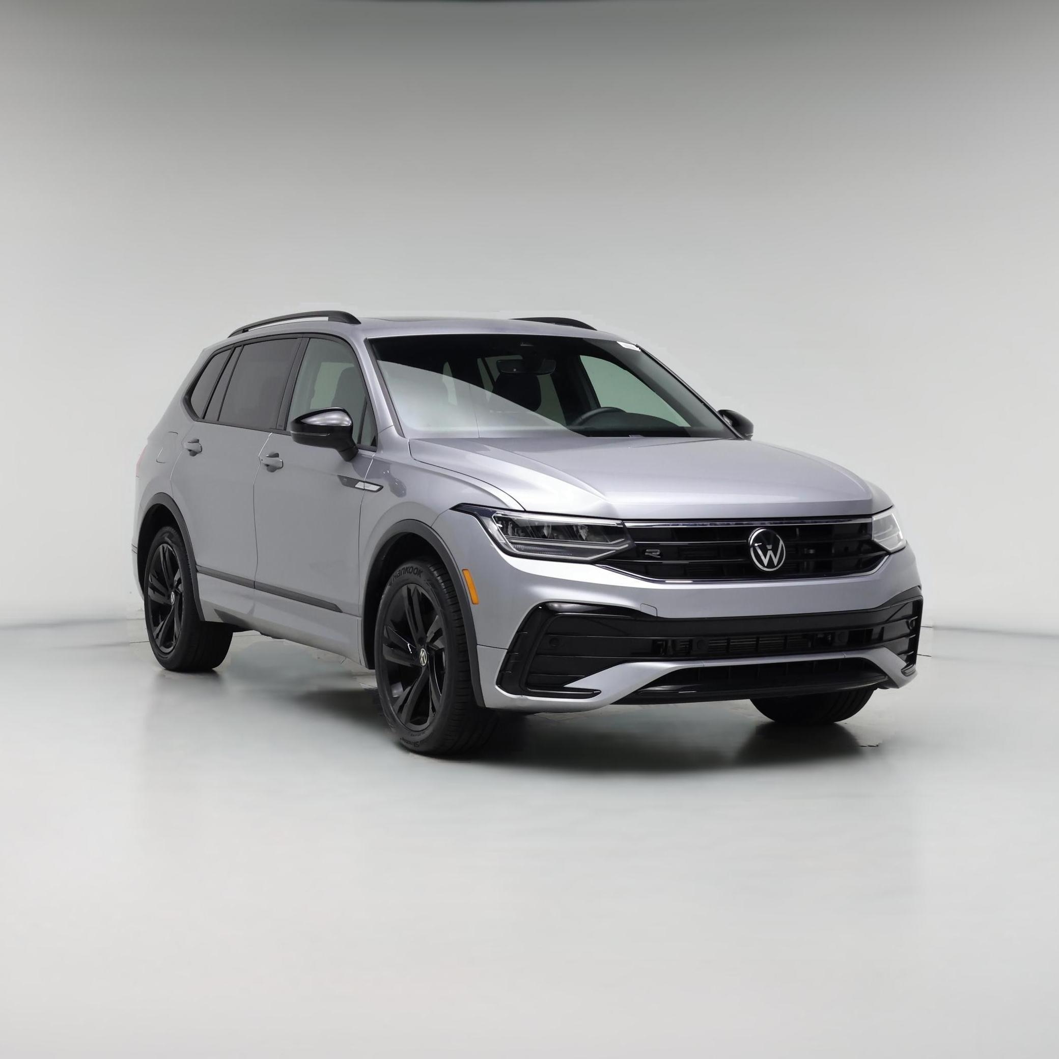 Thumbnail: 2023 Volkswagen Tiguan - 1
