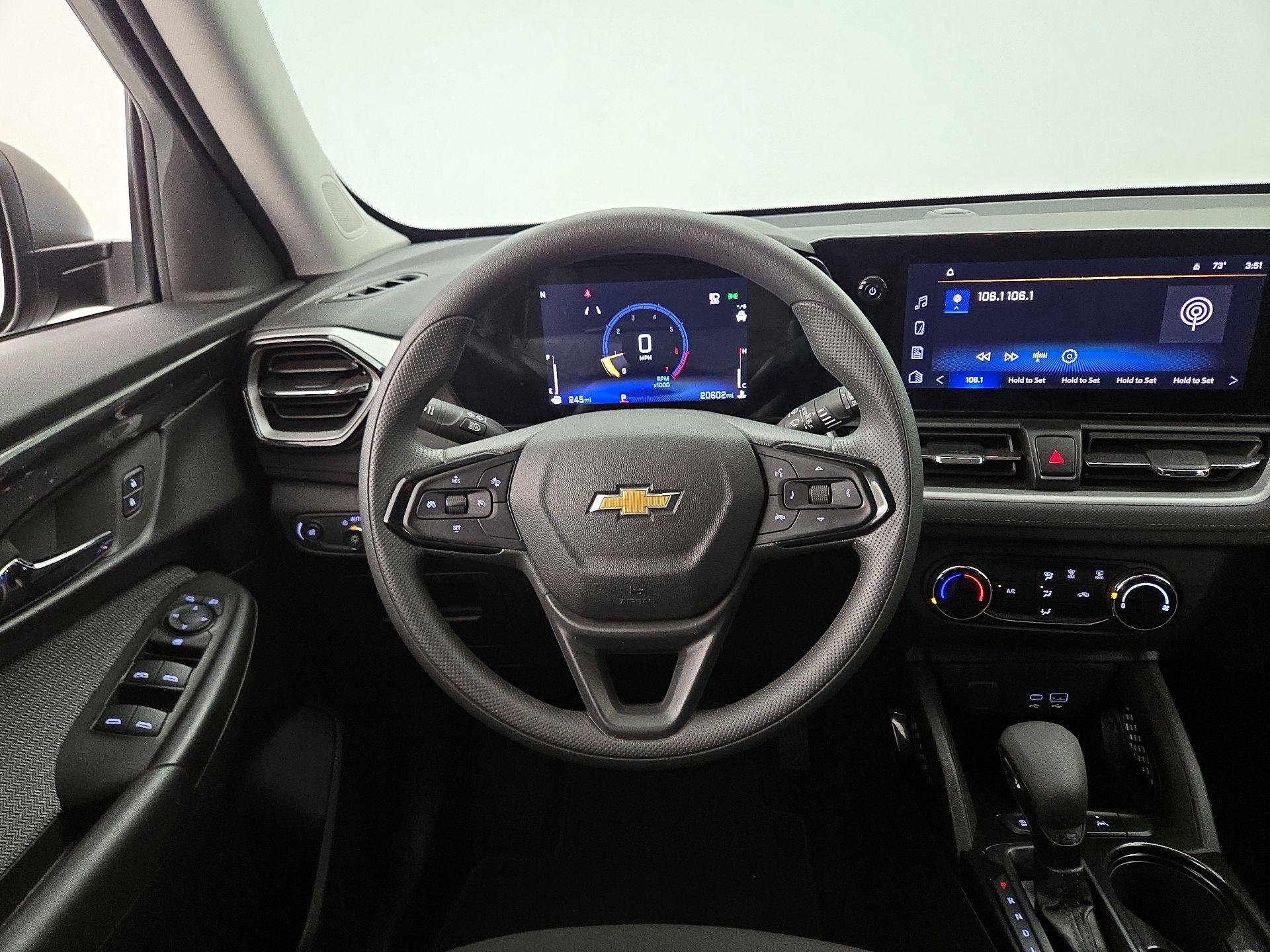 Thumbnail: 2025 Chevrolet TrailBlazer - 10