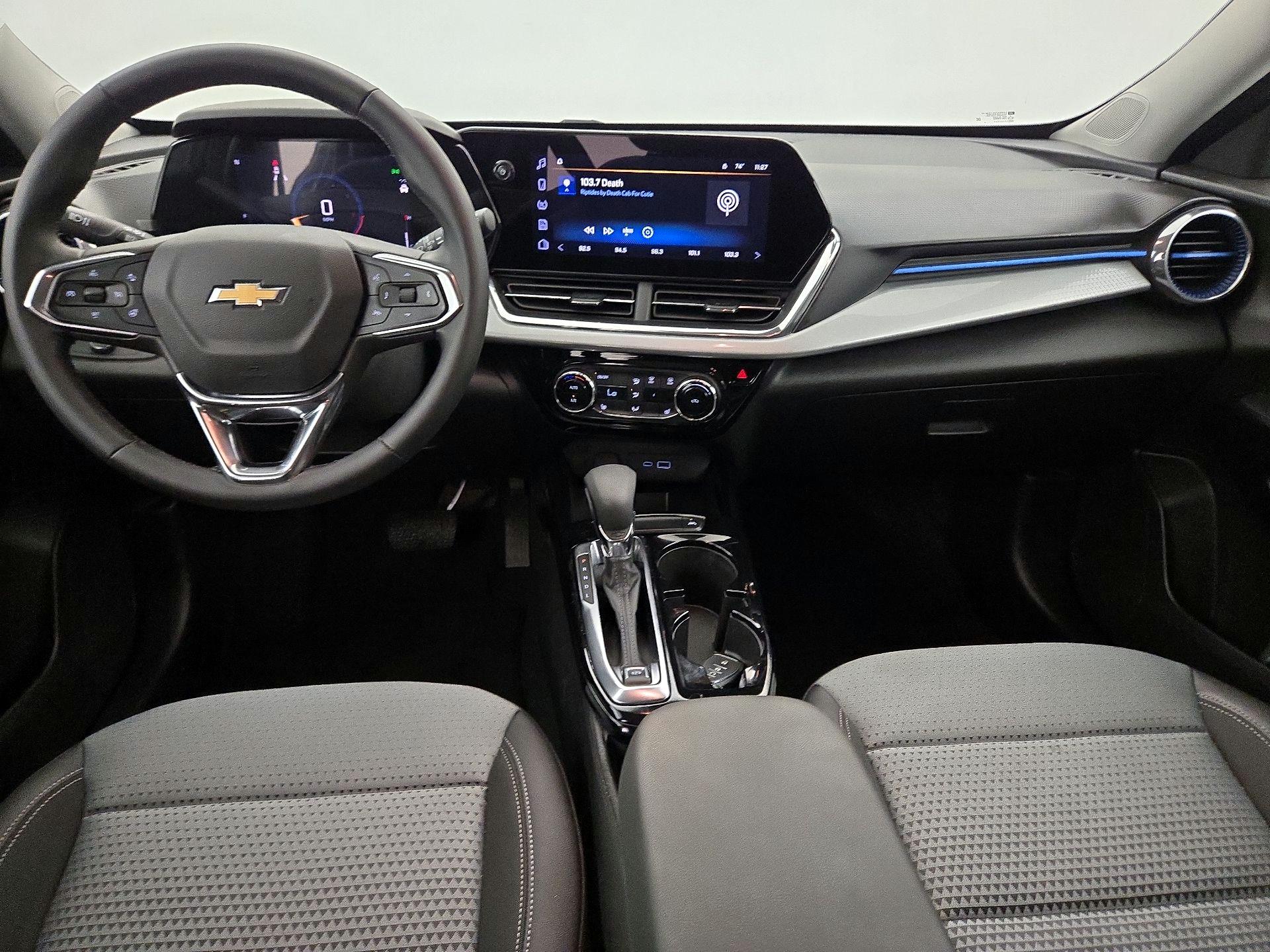 Thumbnail: 2025 Chevrolet Trax - 9