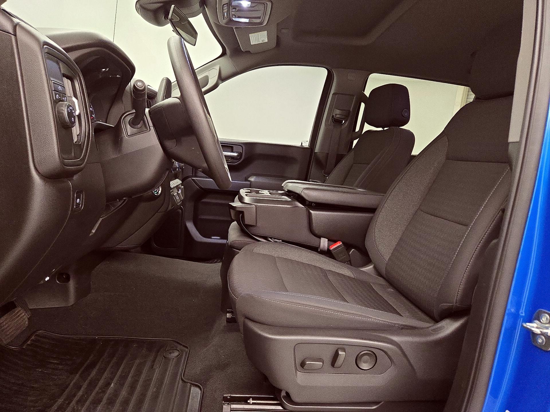 Thumbnail: 2025 Chevrolet Silverado 1500 - 11