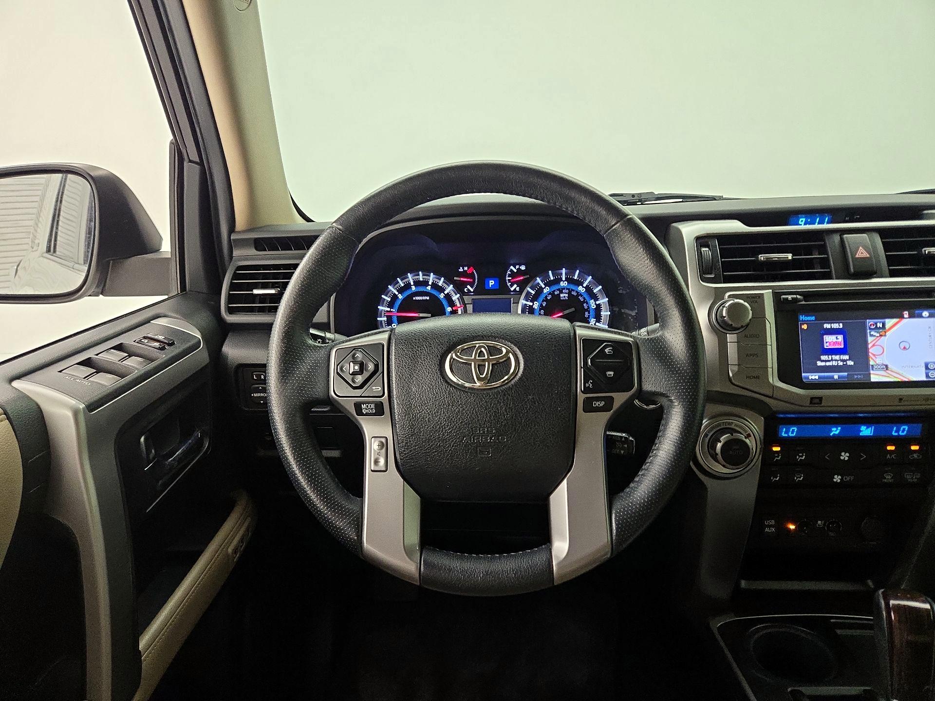 Thumbnail: 2016 Toyota 4Runner - 10