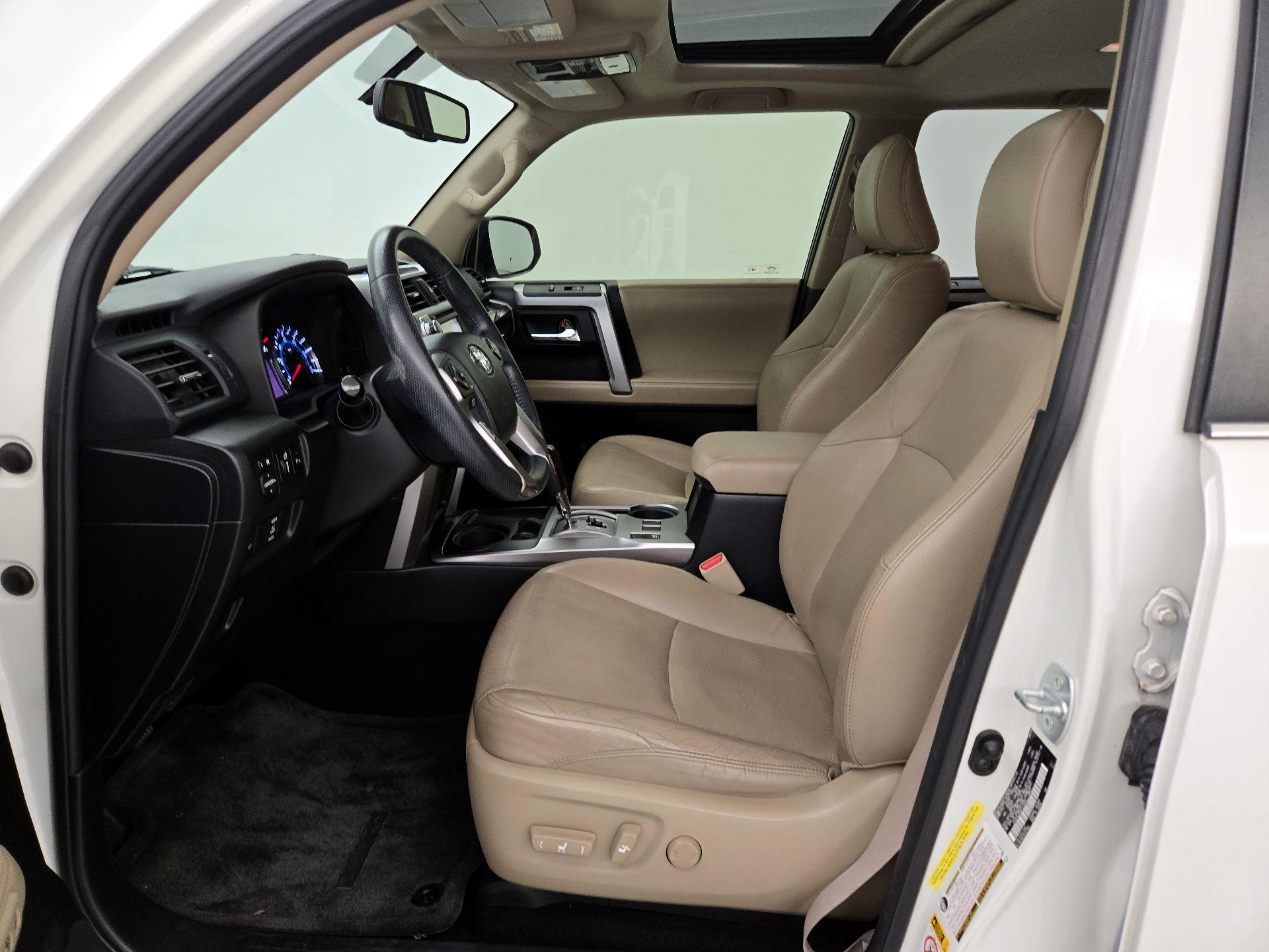 Thumbnail: 2016 Toyota 4Runner - 11
