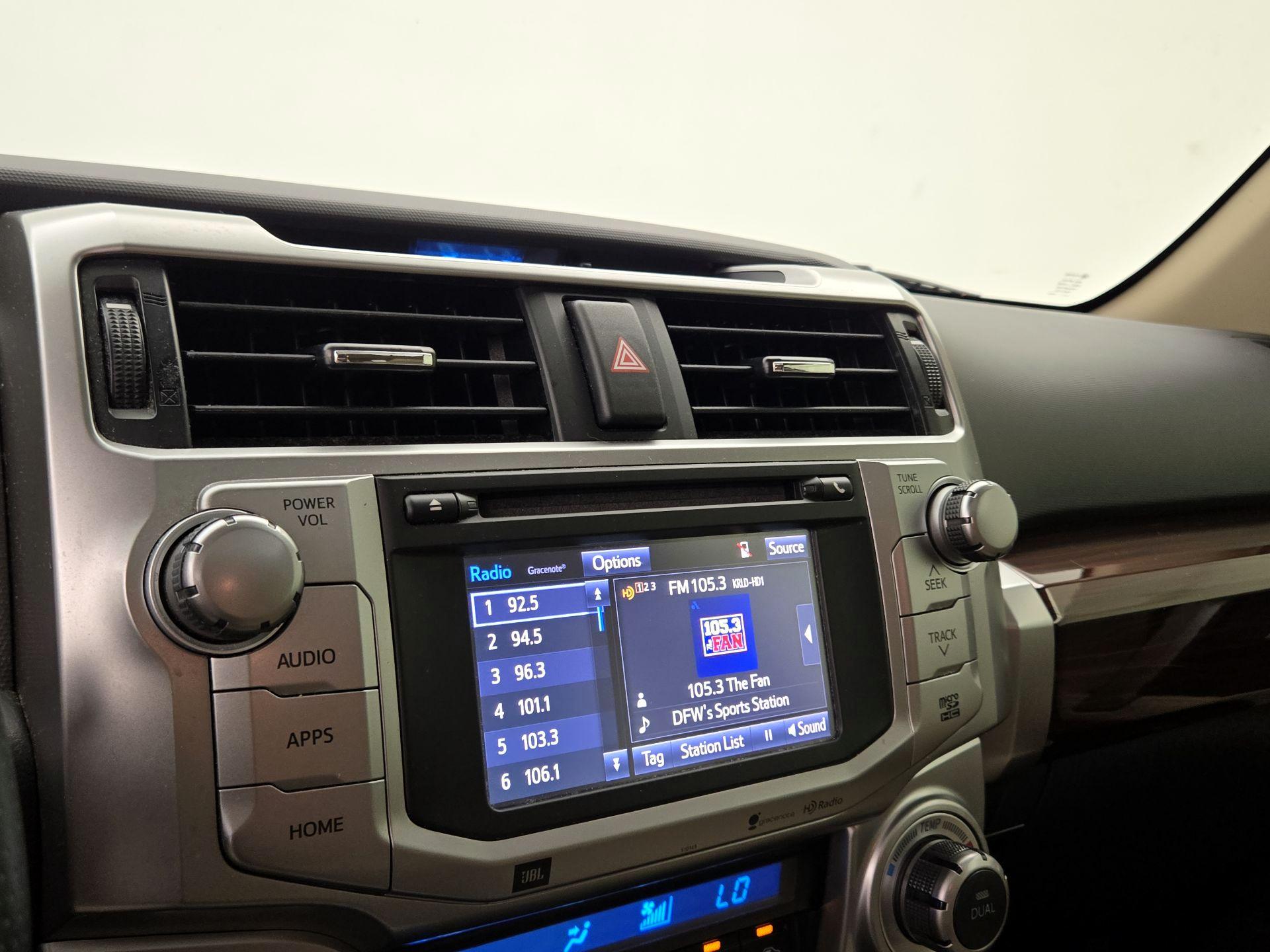Thumbnail: 2016 Toyota 4Runner - 16