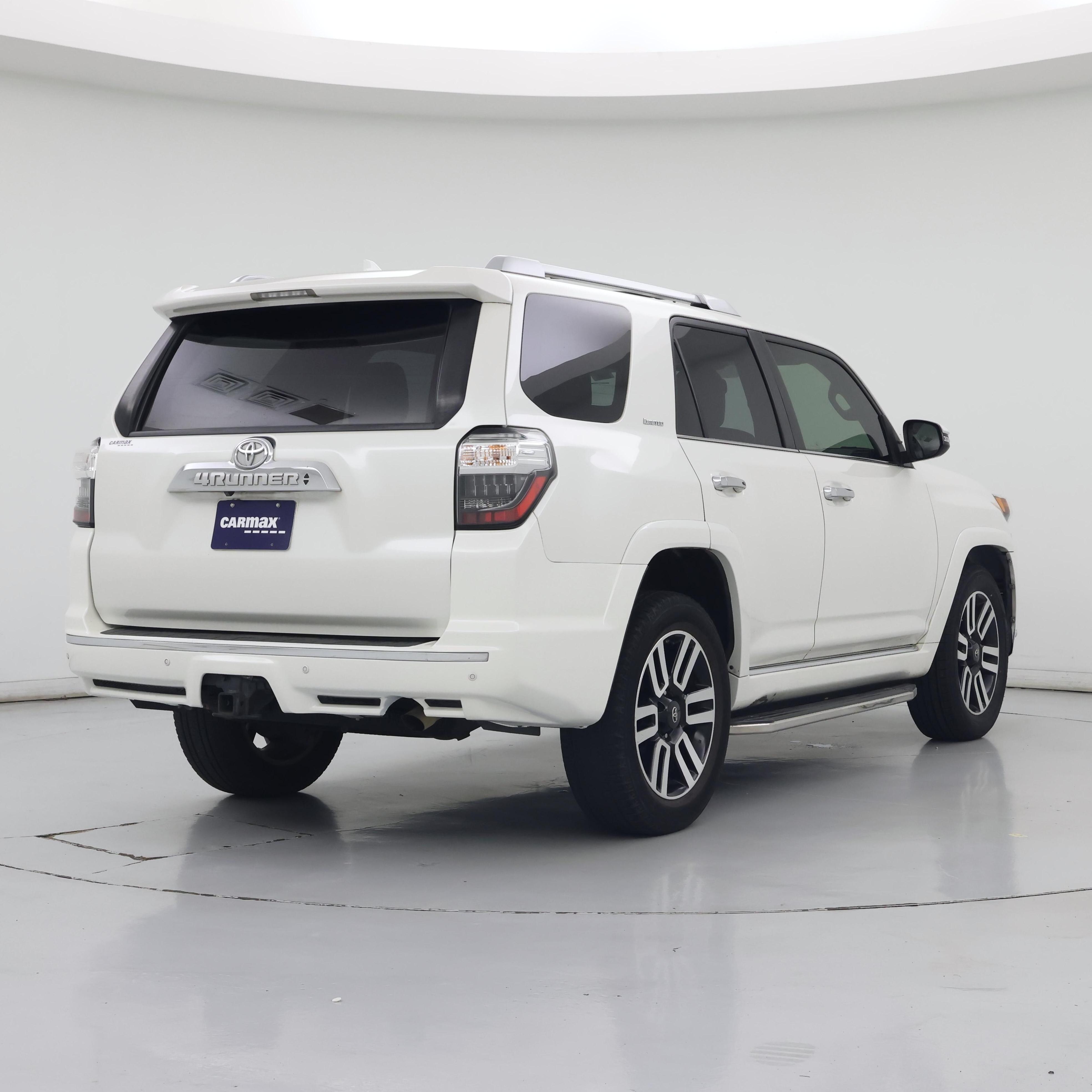 Thumbnail: 2016 Toyota 4Runner - 8