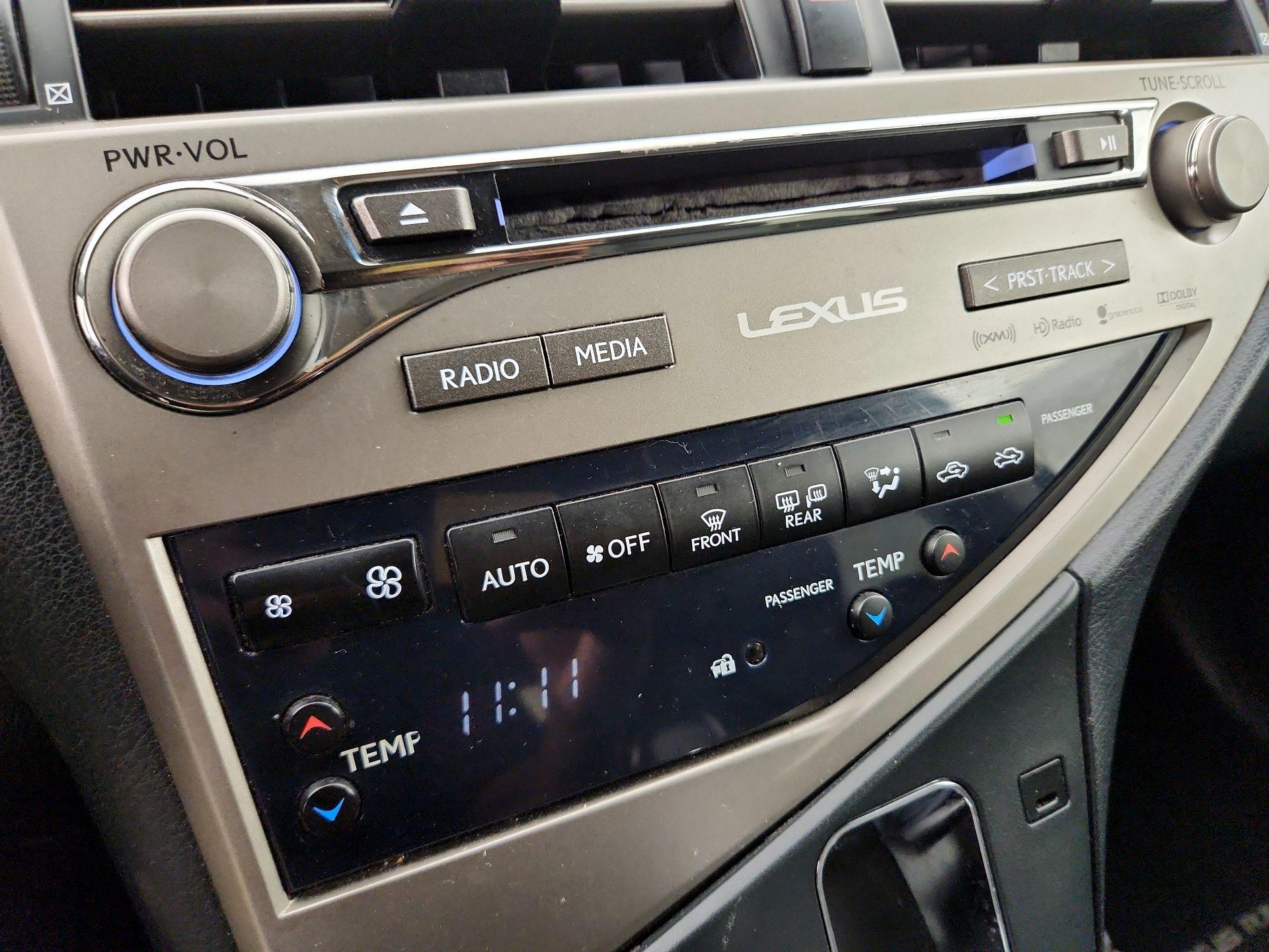 Thumbnail: 2015 Lexus RX - 17