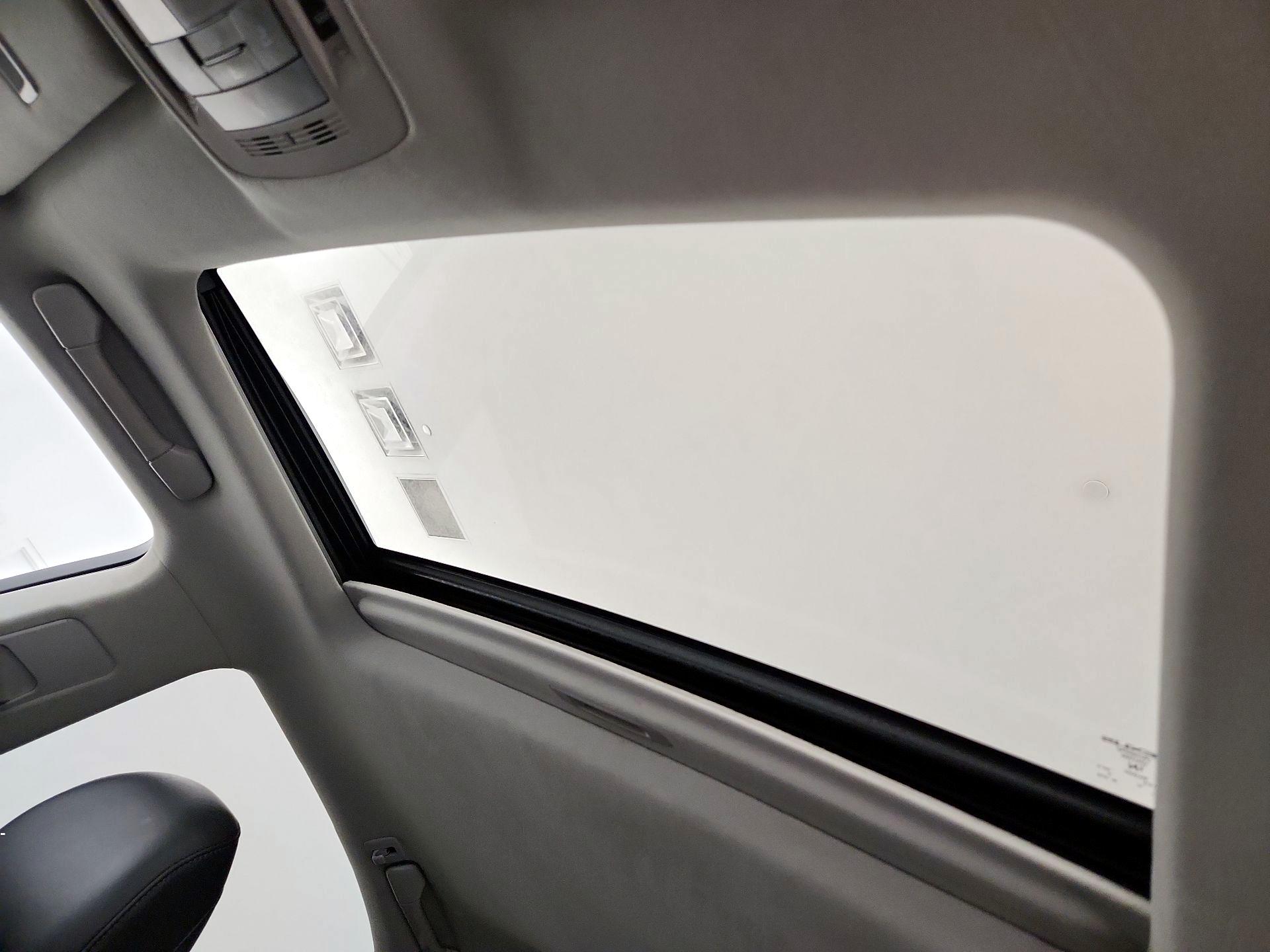 Thumbnail: 2015 Lexus RX - 20