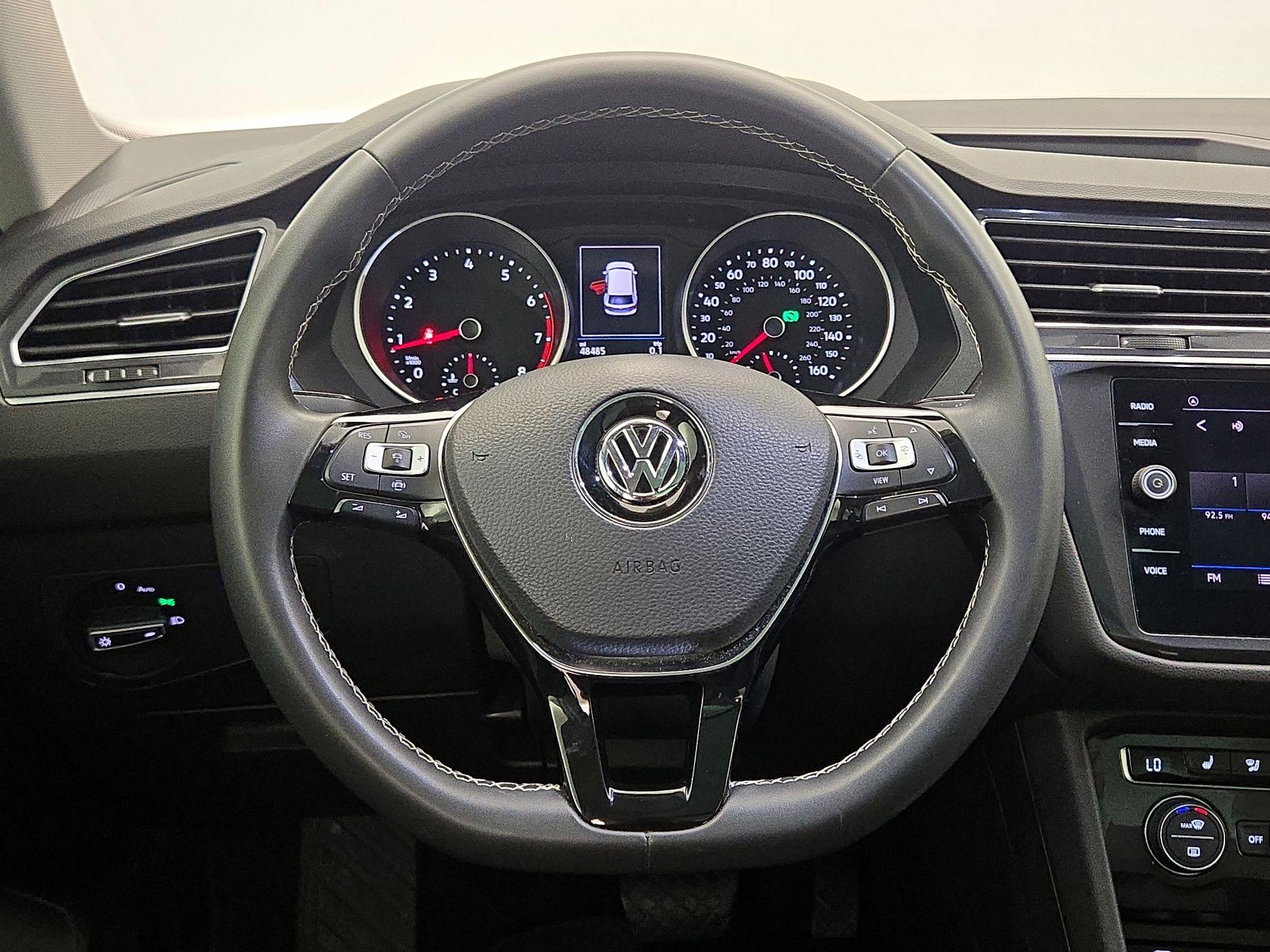 Thumbnail: 2021 Volkswagen Tiguan - 10