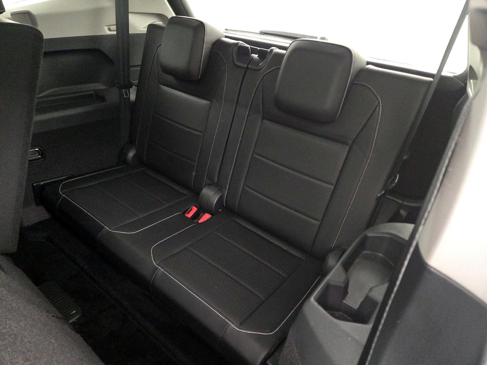 2021 Volkswagen Tiguan SE - Photo 22