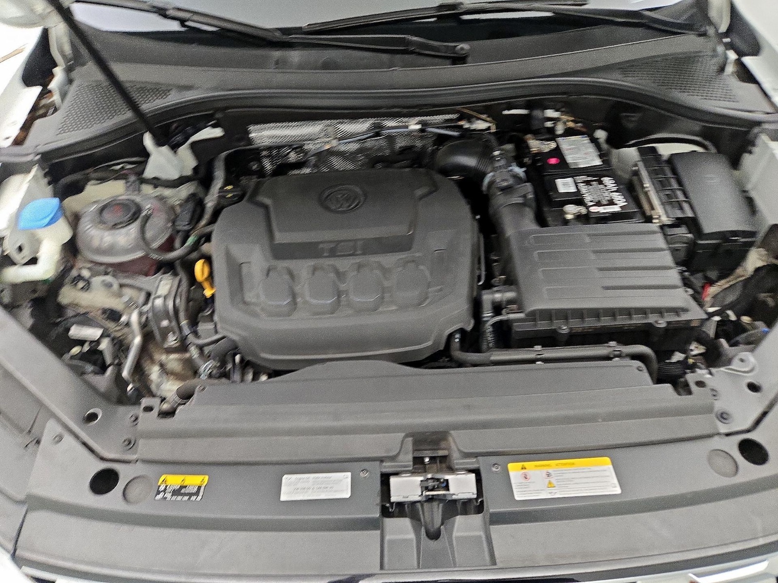 2021 Volkswagen Tiguan SE - Photo 25