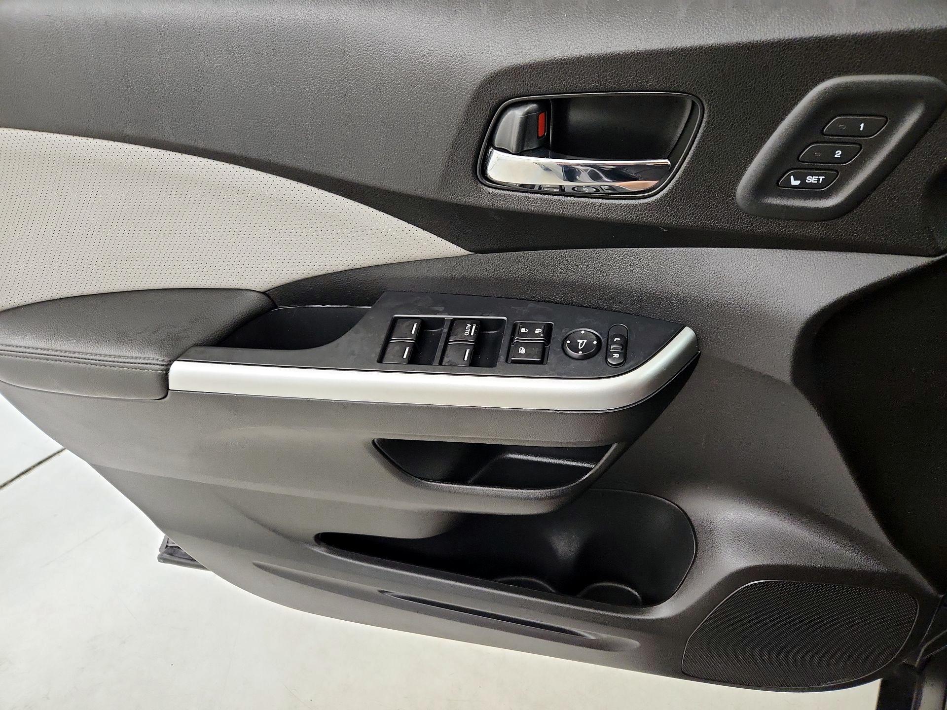 Thumbnail: 2016 Honda CR-V - 12
