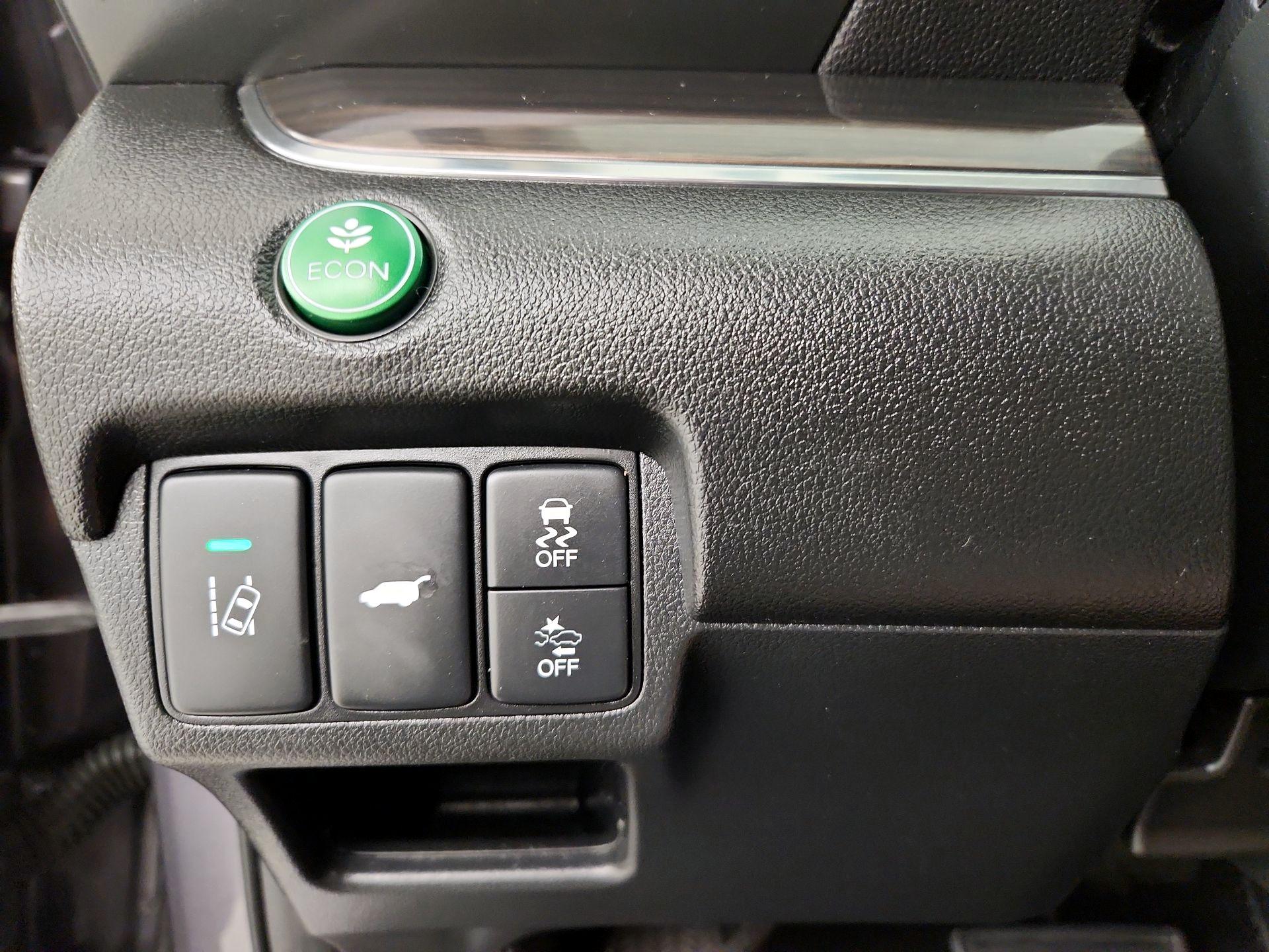 Thumbnail: 2016 Honda CR-V - 13
