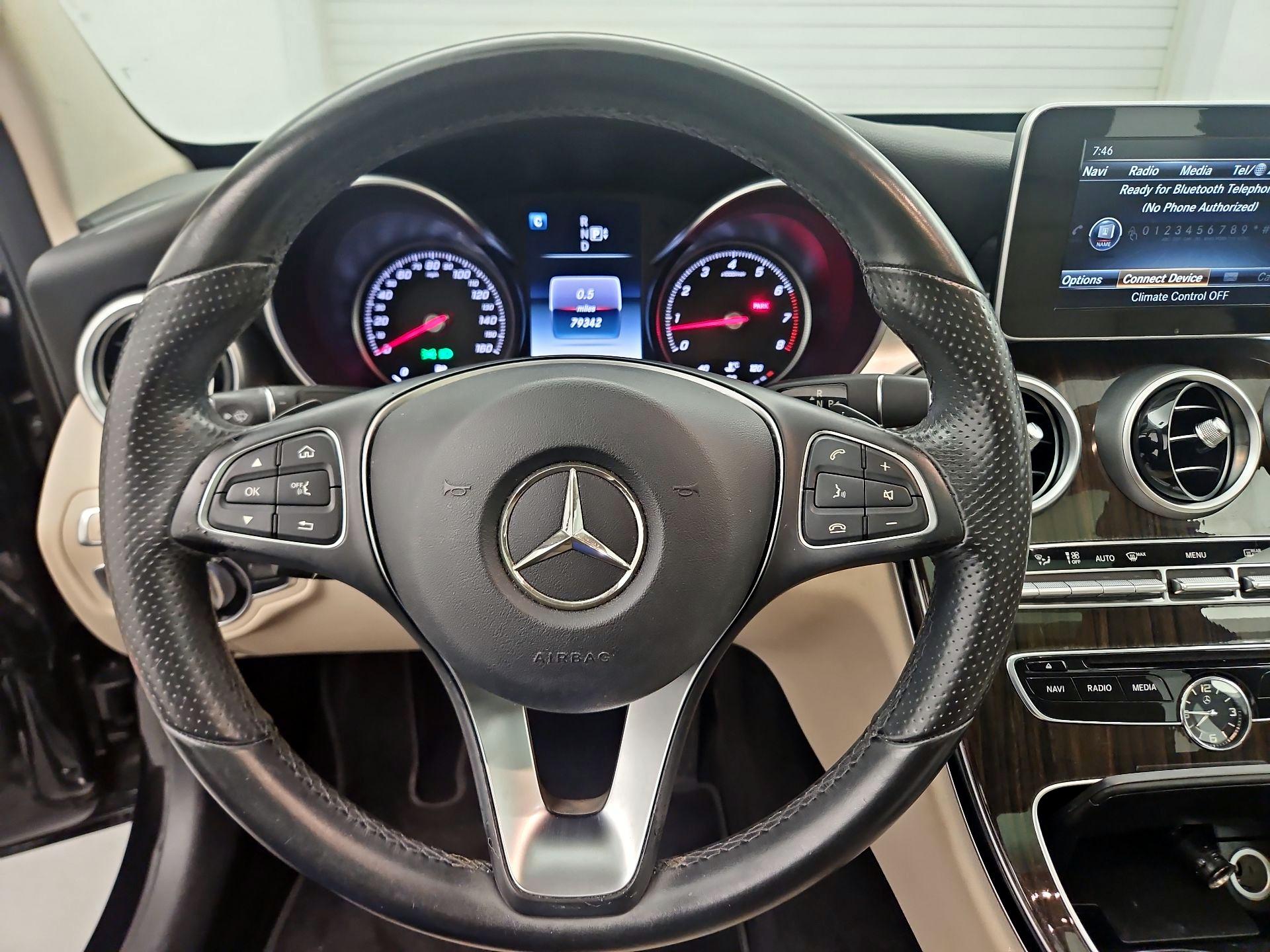 Thumbnail: 2015 Mercedes-Benz C-Class - 10