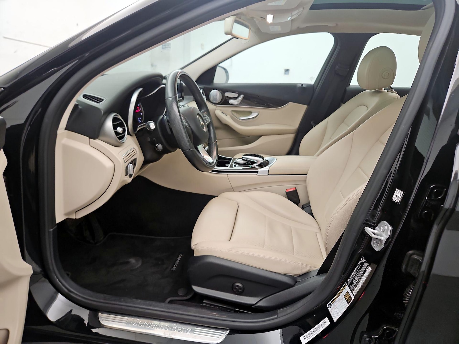 2015 Mercedes-Benz C-Class C300 - Photo 12