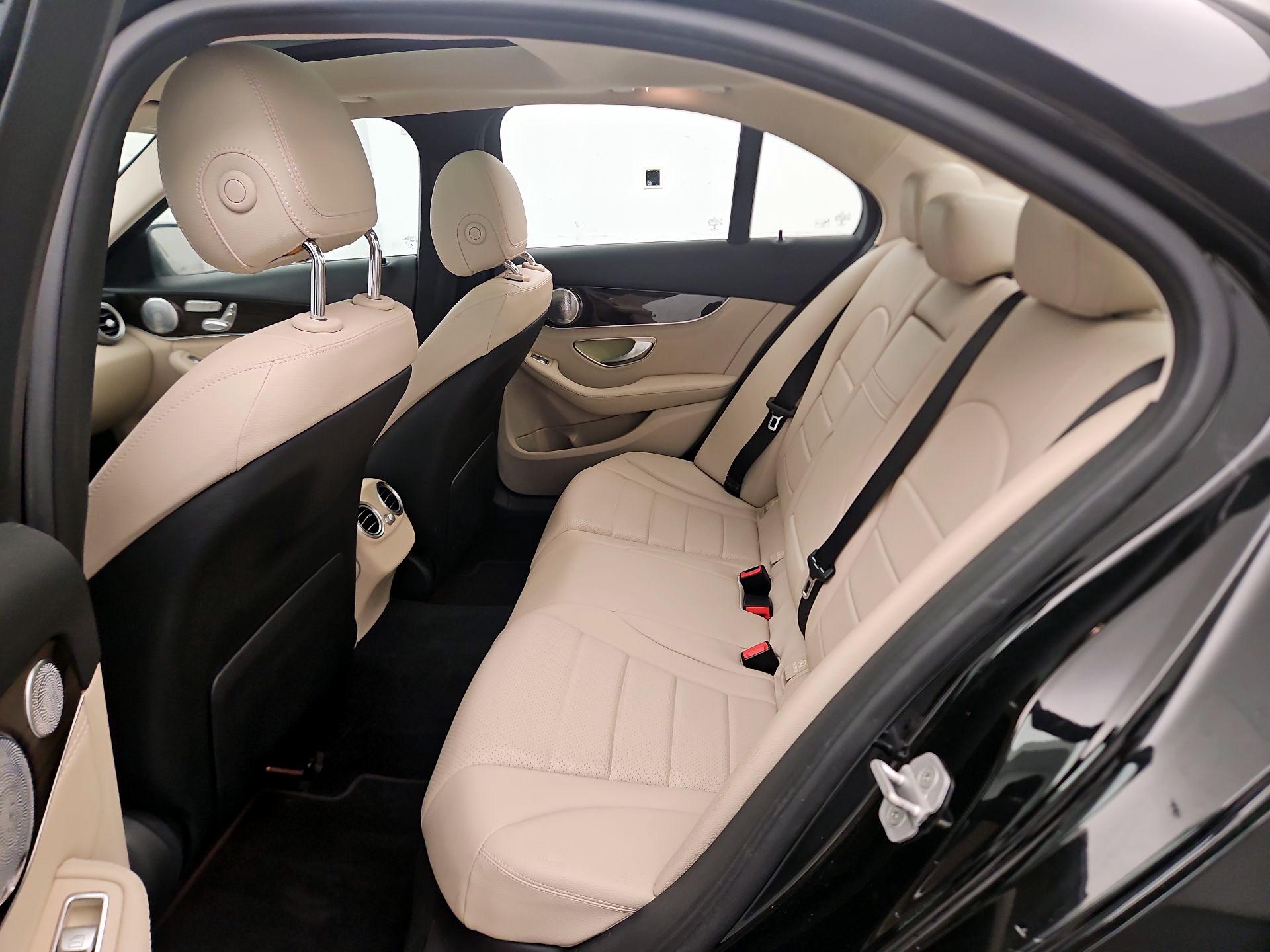 Thumbnail: 2015 Mercedes-Benz C-Class - 19
