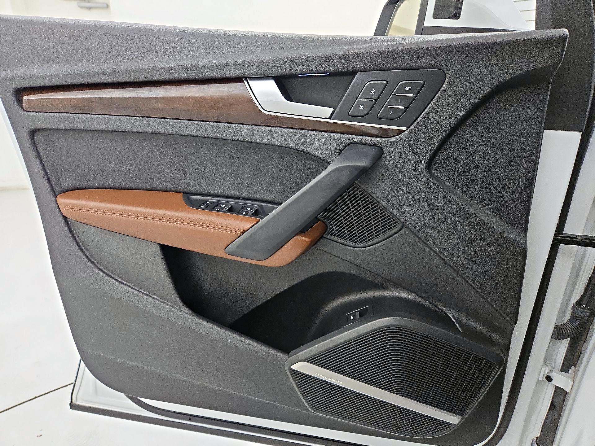 Thumbnail: 2019 Audi Q5 - 12