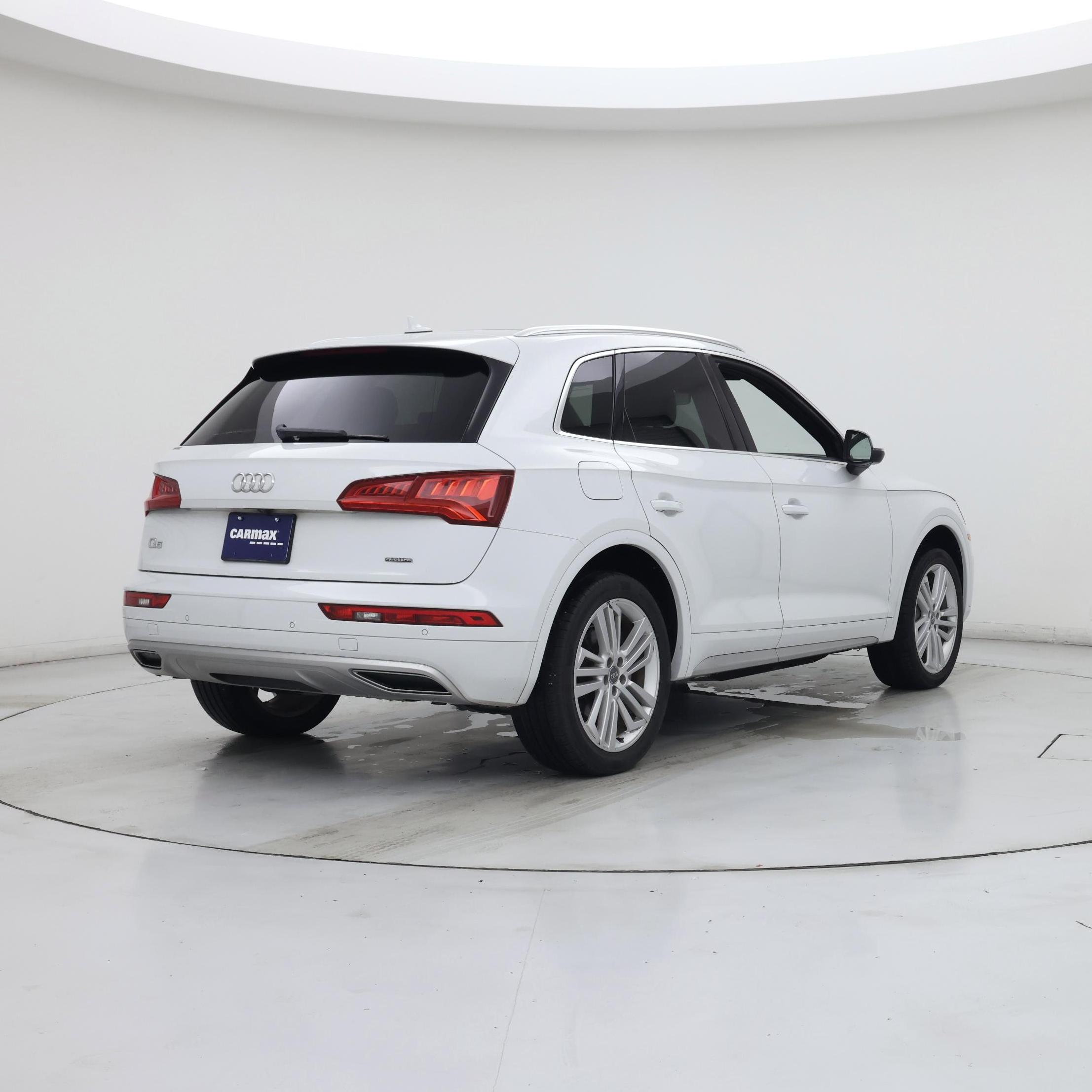 Thumbnail: 2019 Audi Q5 - 8