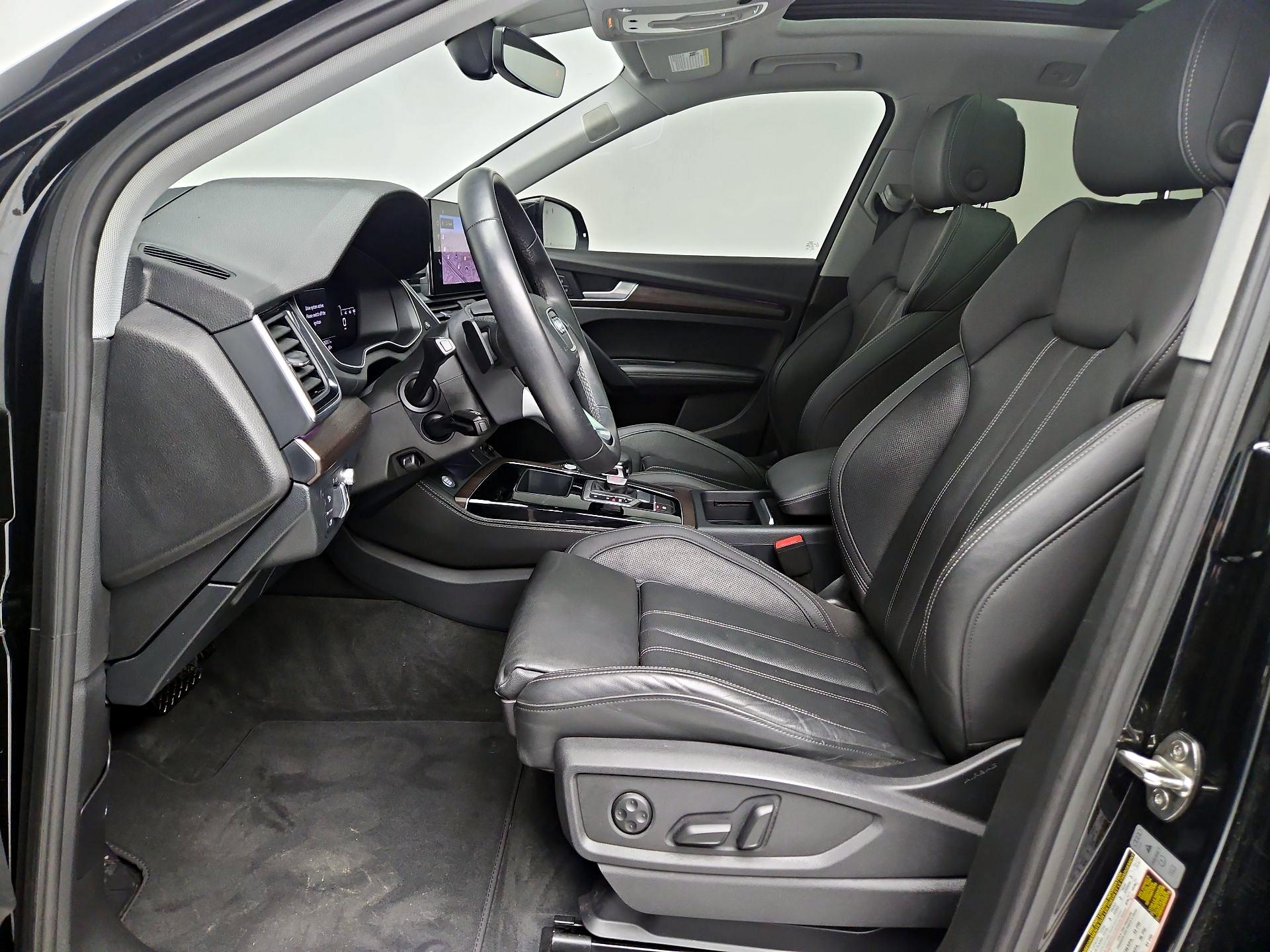 Thumbnail: 2023 Audi Q5 - 11