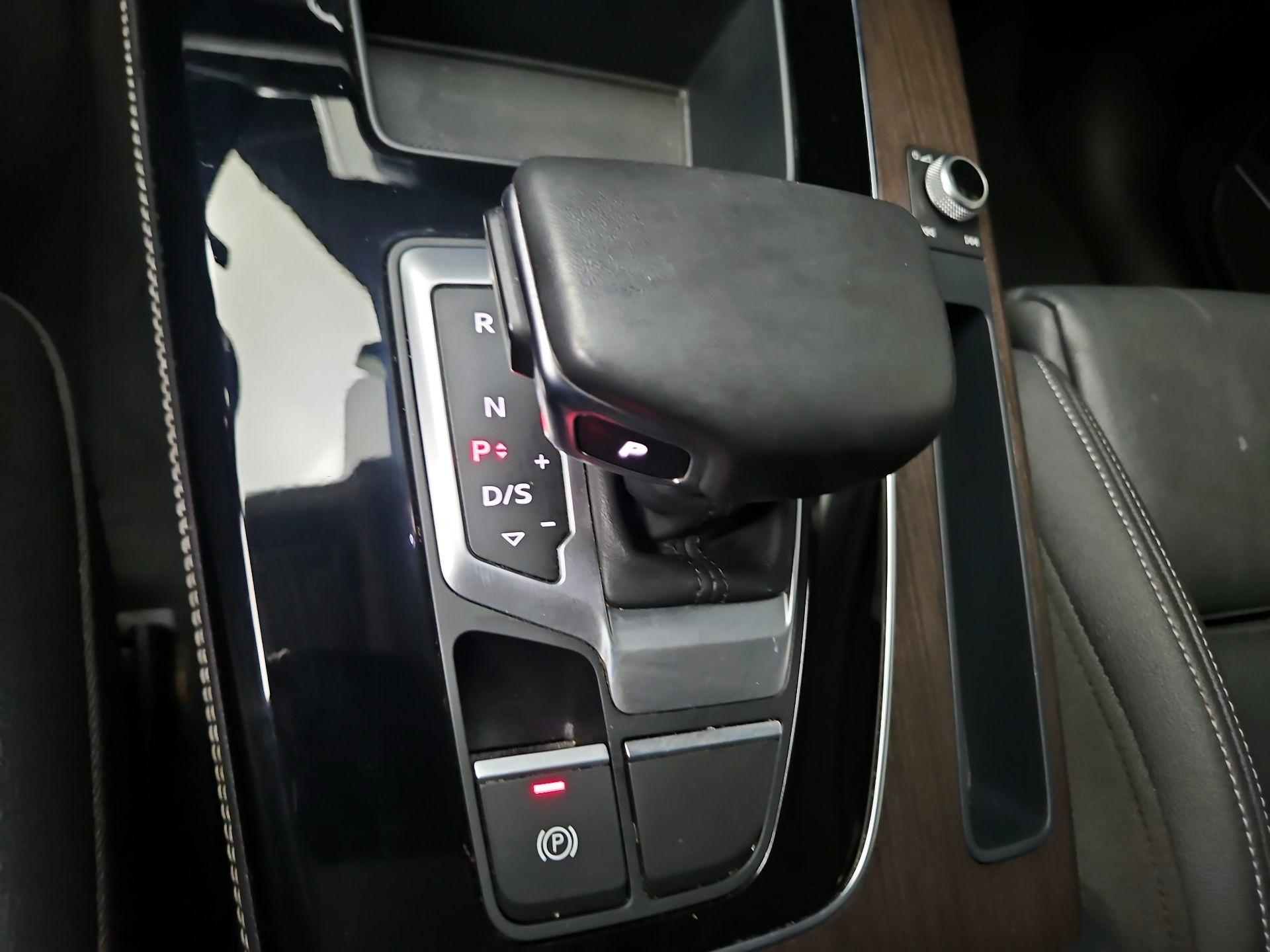 Thumbnail: 2023 Audi Q5 - 18