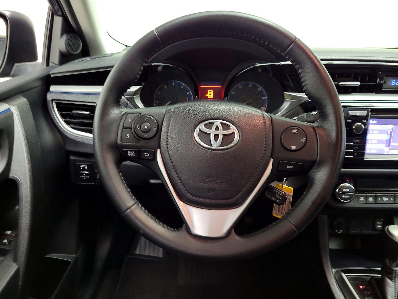 2016 Toyota Corolla S Plus - Photo 11