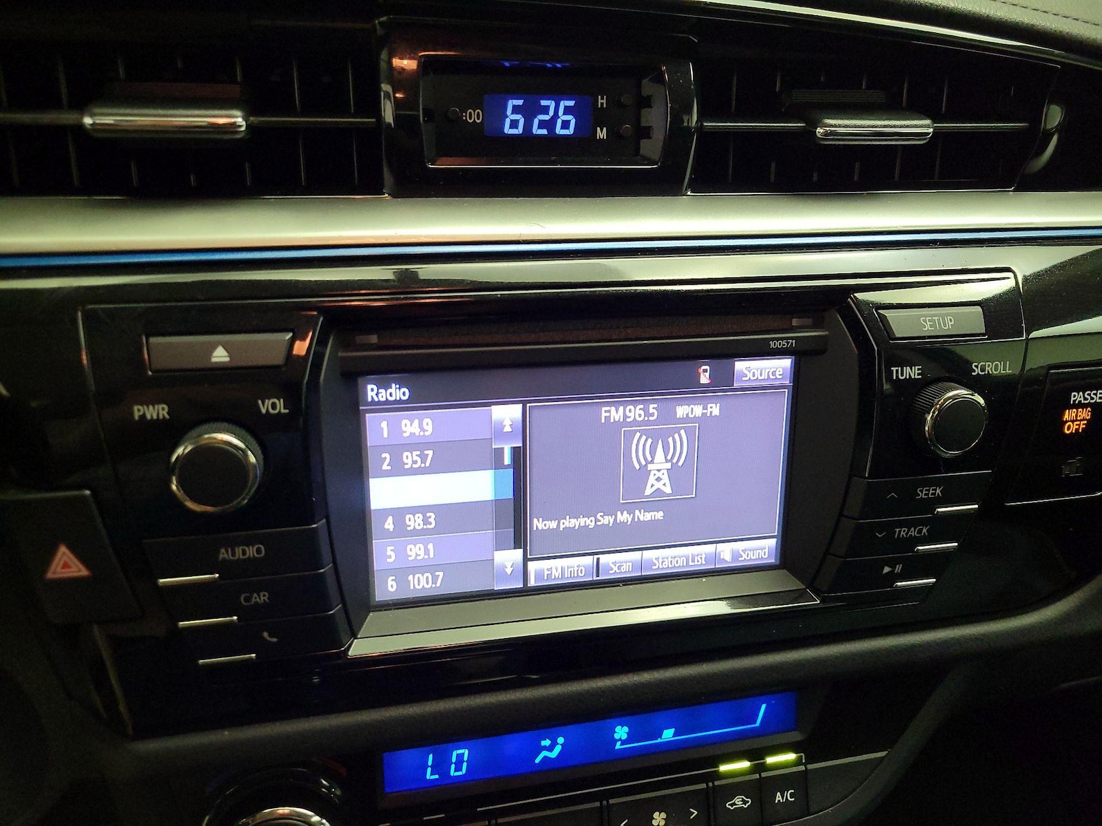 2016 Toyota Corolla S Plus - Photo 16