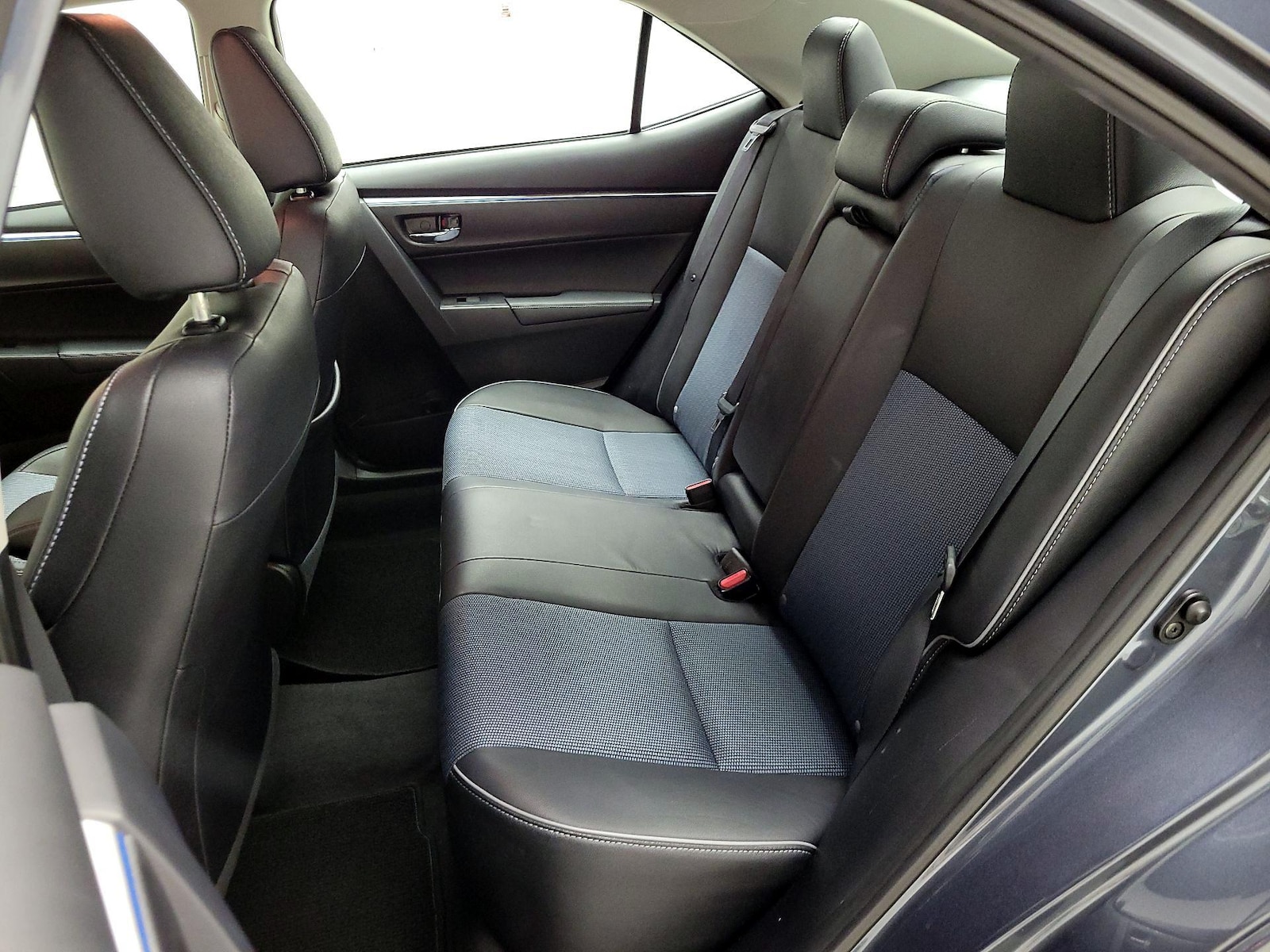 2016 Toyota Corolla S Plus - Photo 20