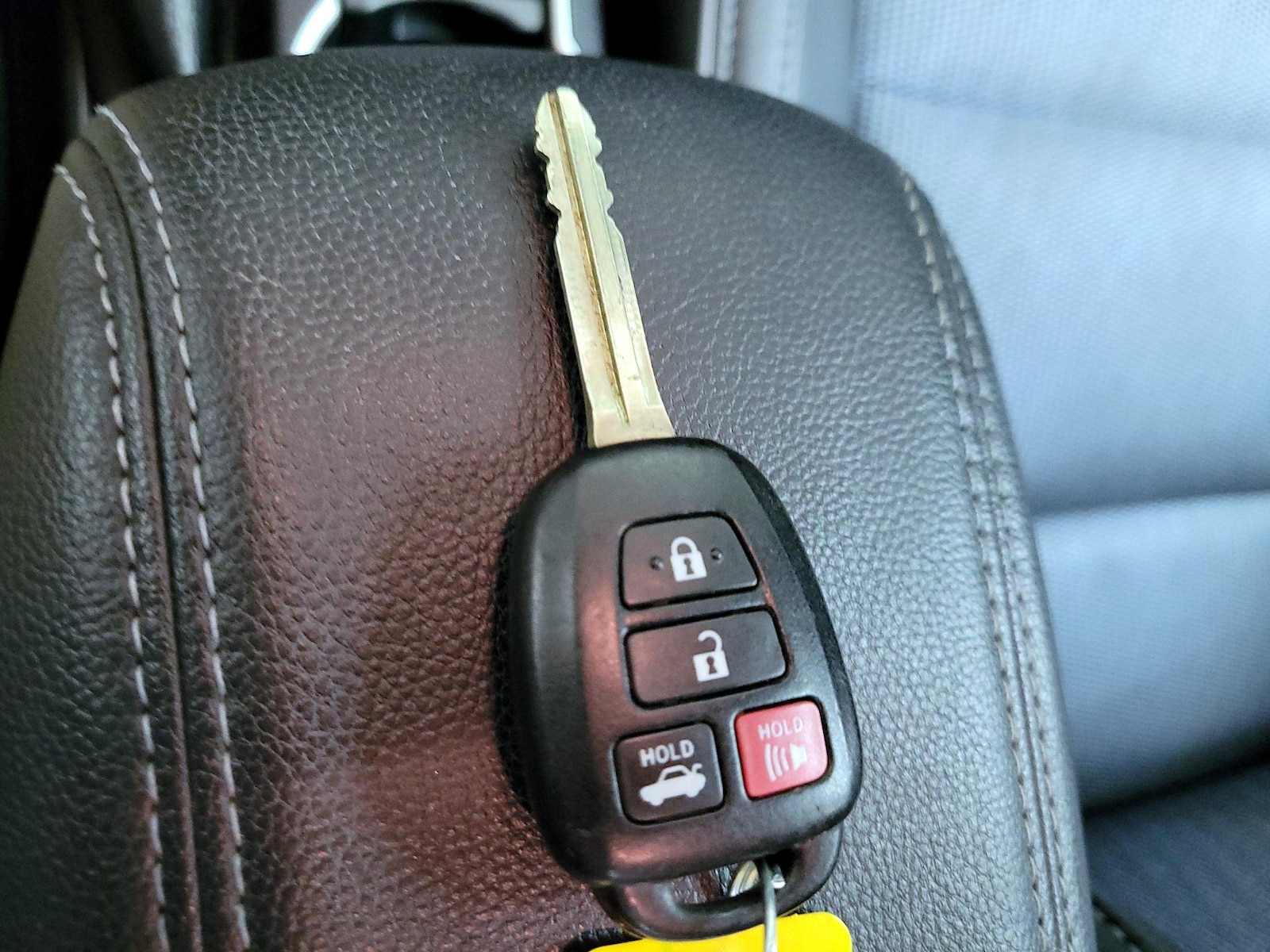 2016 Toyota Corolla S Plus - Photo 23