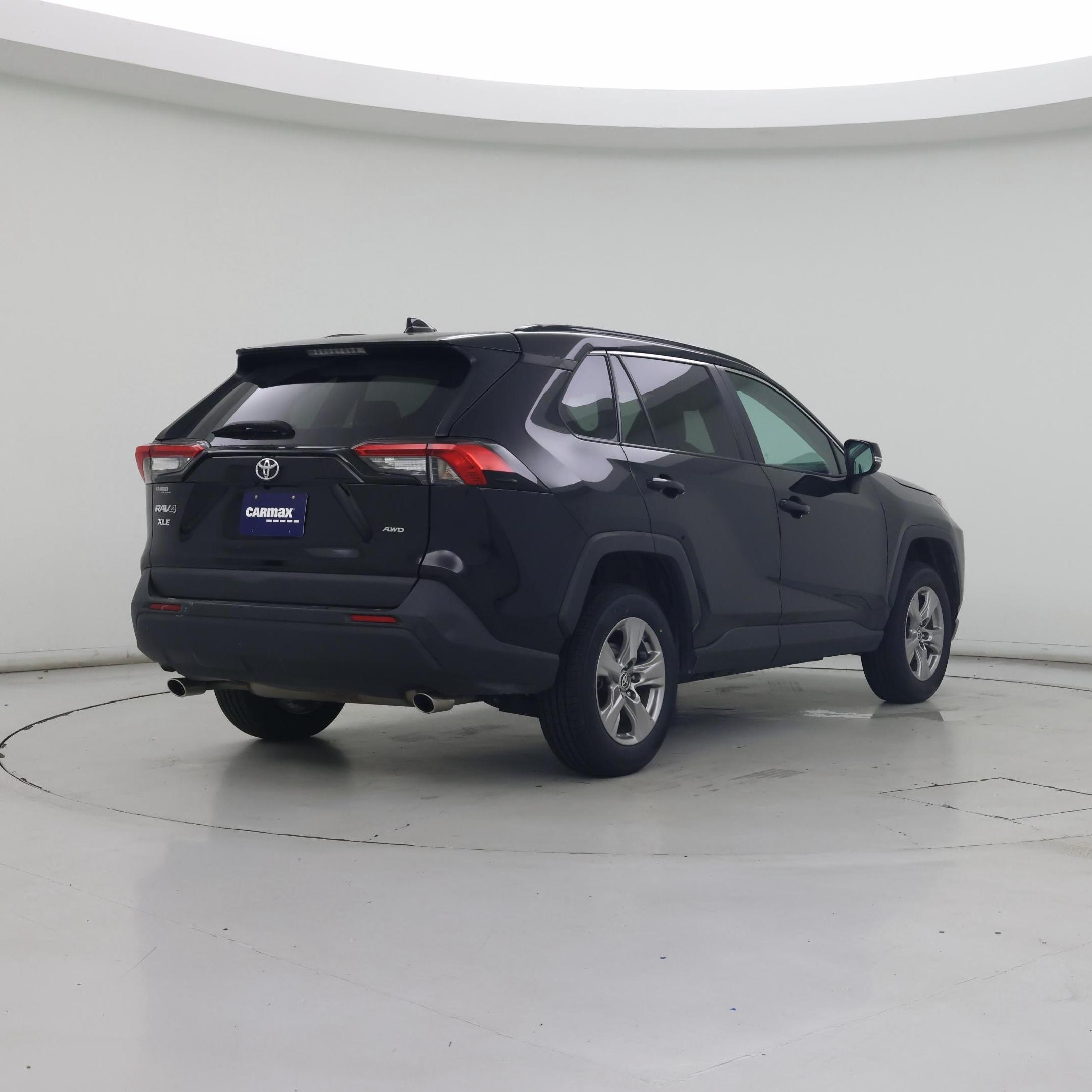 Thumbnail: 2024 Toyota RAV4 - 8