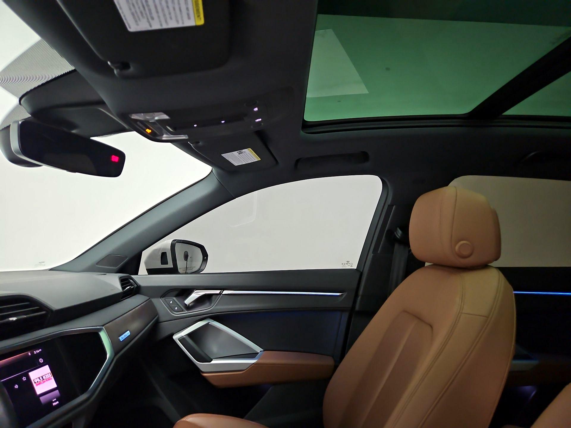 Thumbnail: 2021 Audi Q3 - 19