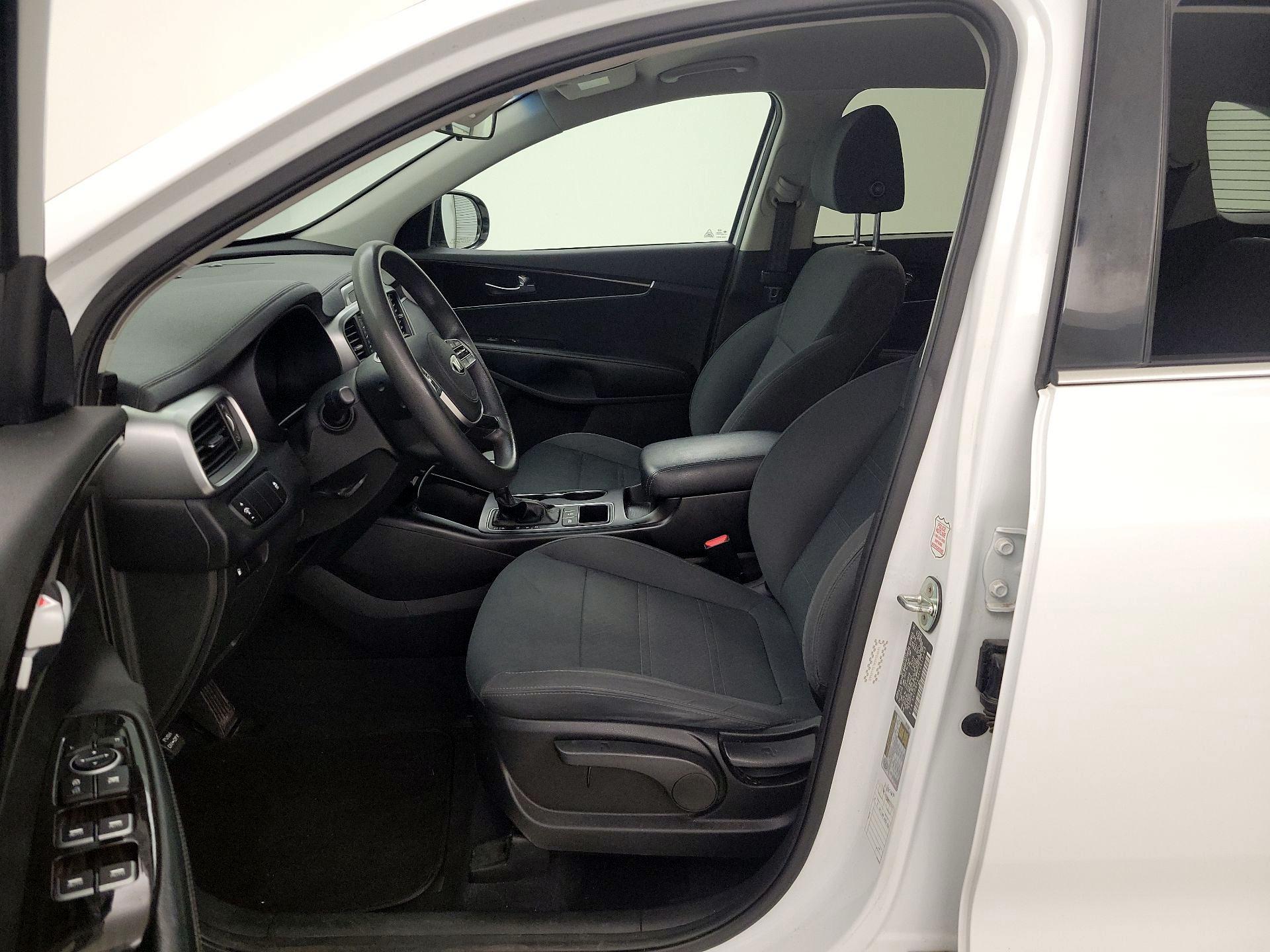 Thumbnail: 2020 Kia Sorento - 11