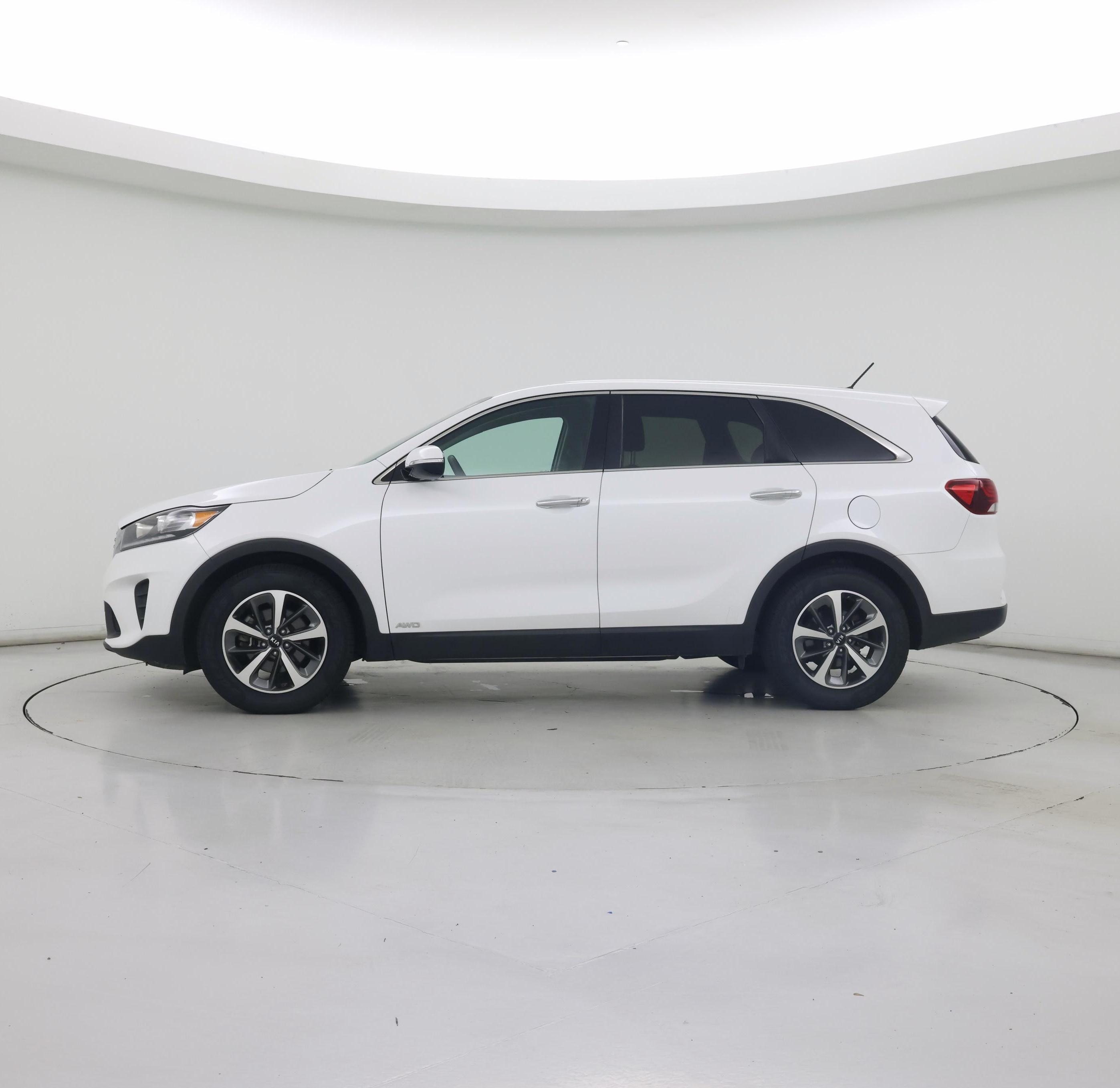 Thumbnail: 2020 Kia Sorento - 3