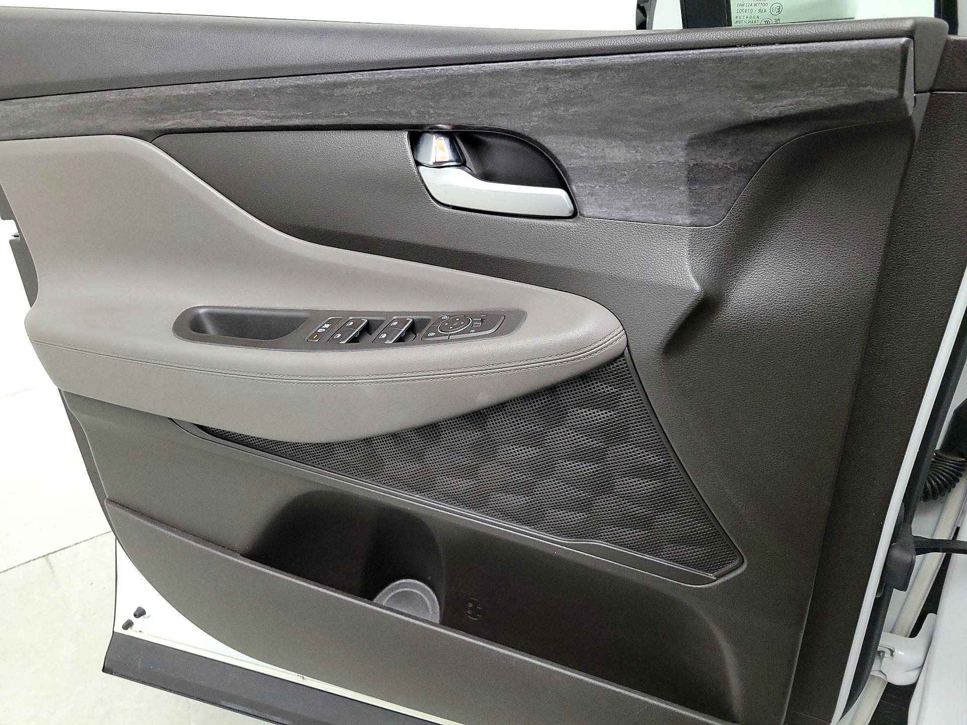 Thumbnail: 2020 Hyundai Santa Fe - 12