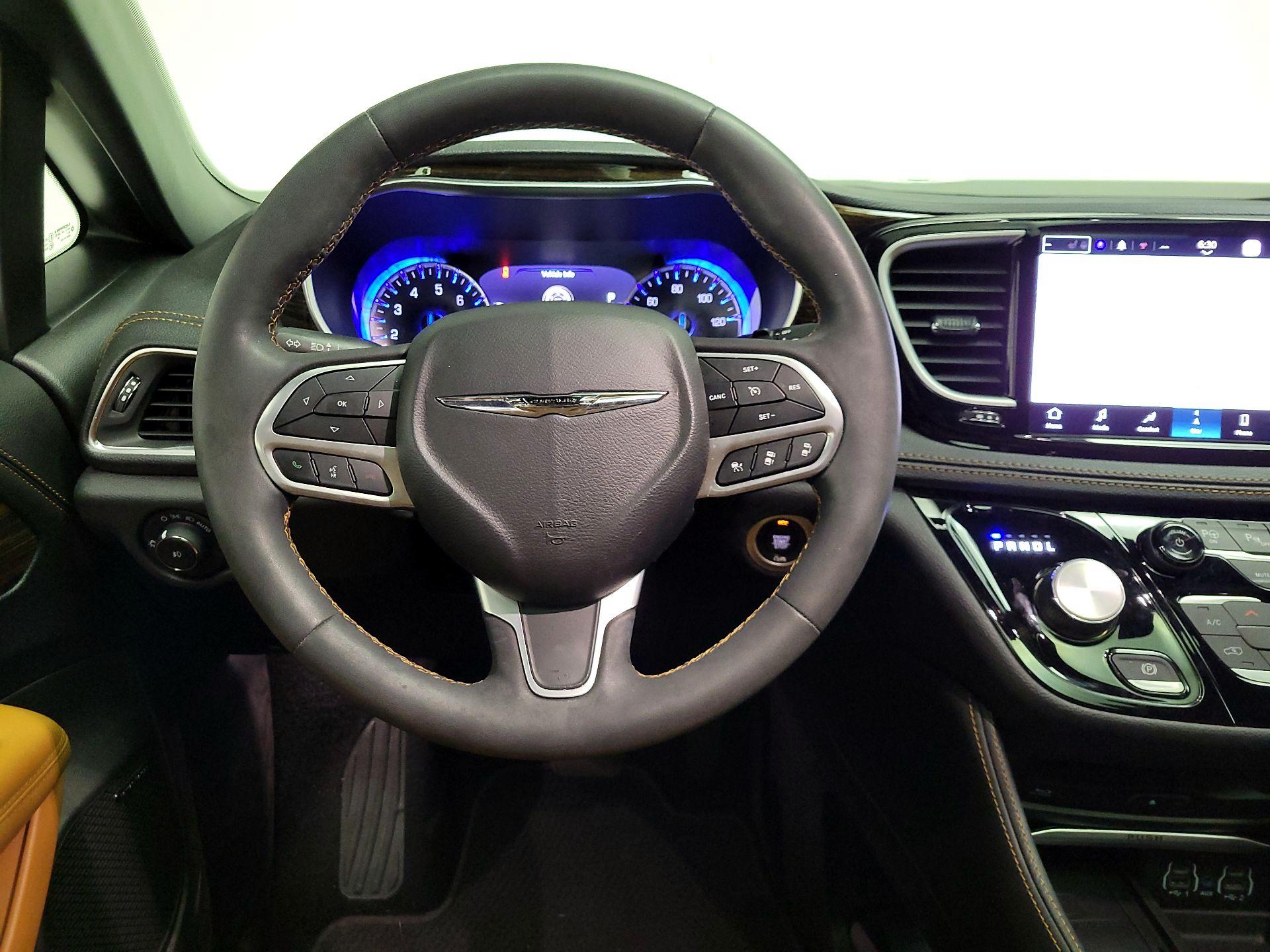 Thumbnail: 2023 Chrysler Pacifica - 10