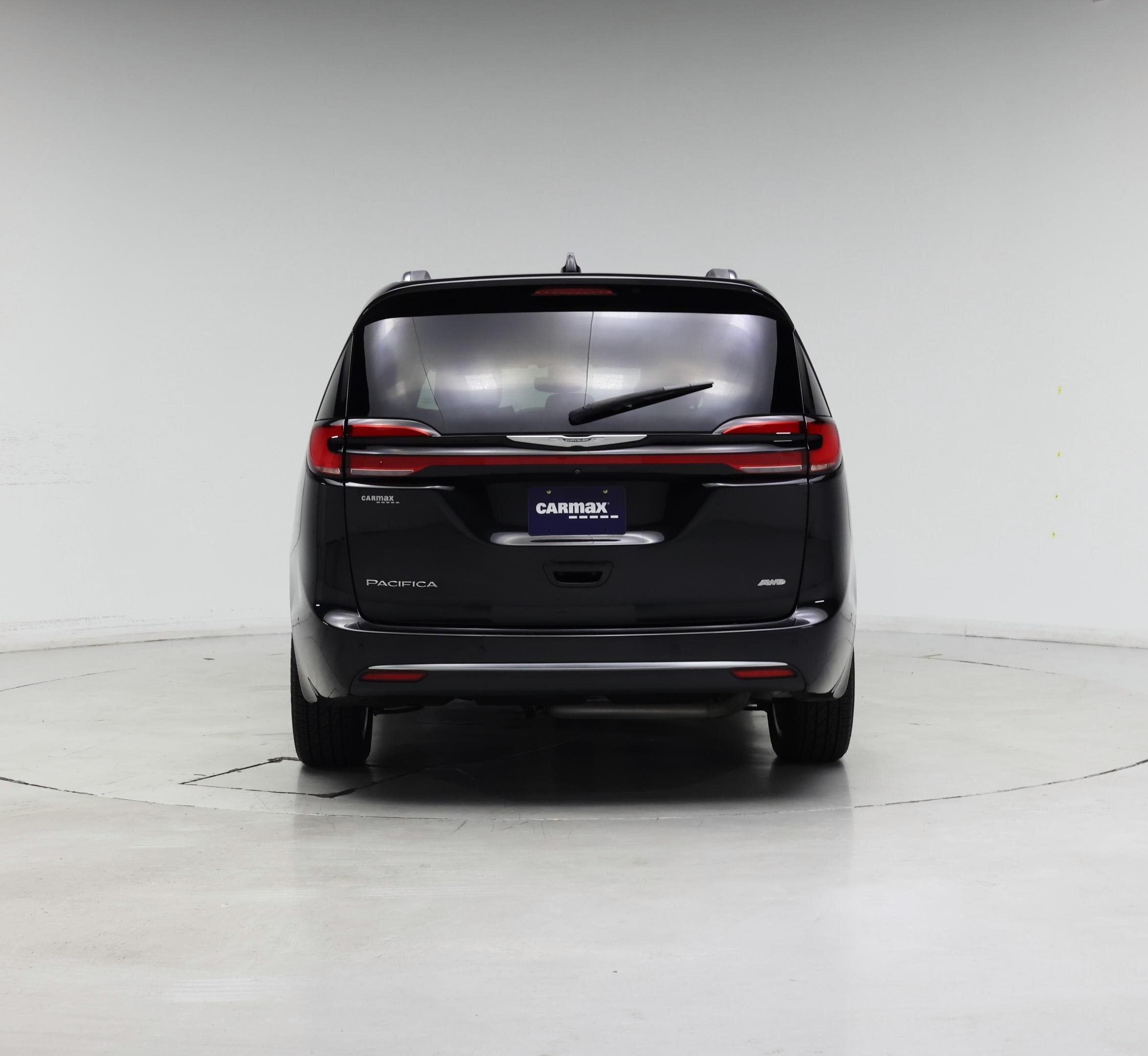 Thumbnail: 2023 Chrysler Pacifica - 6