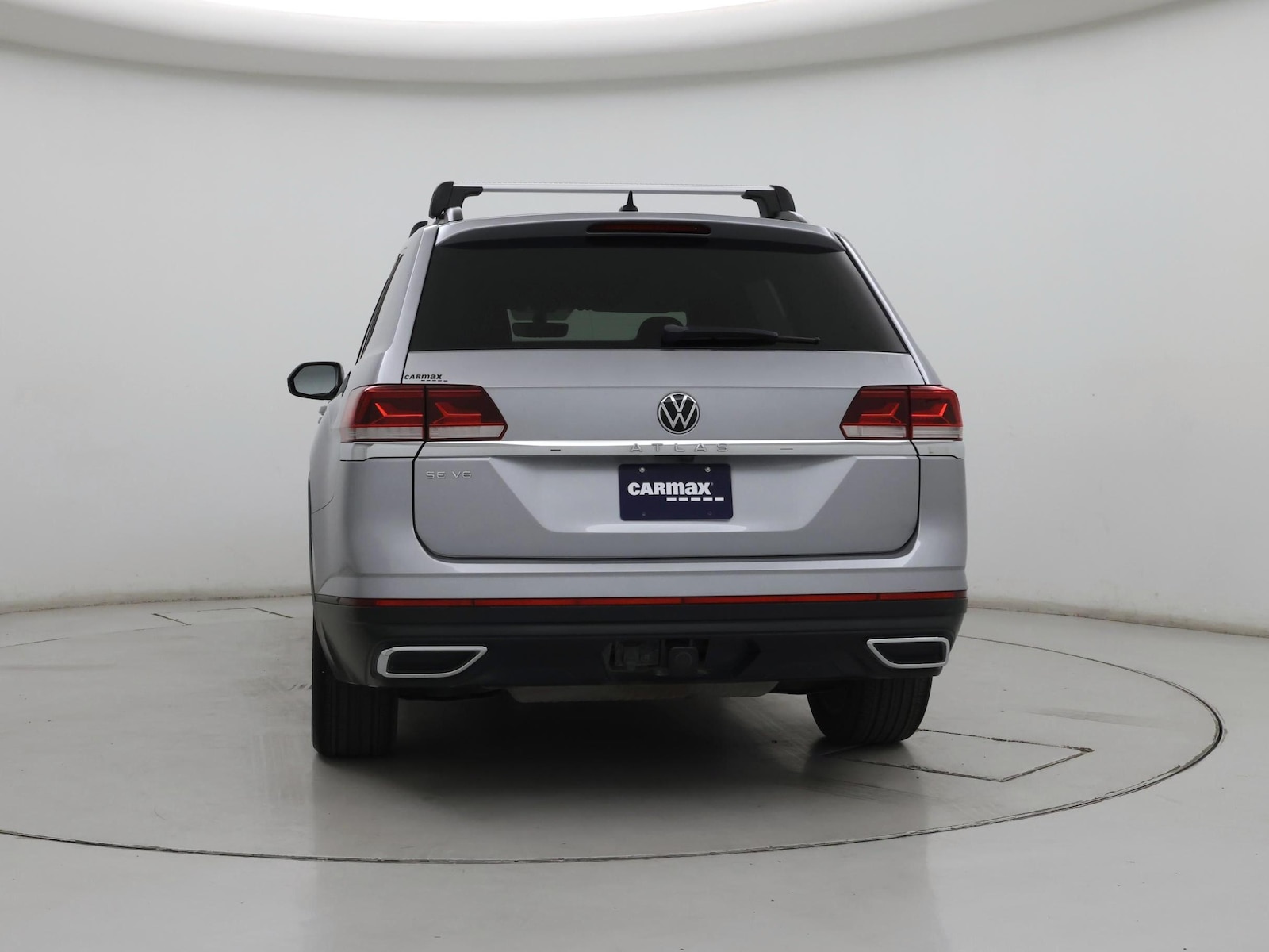 2022 Volkswagen Atlas SE w/Tech - Photo 7
