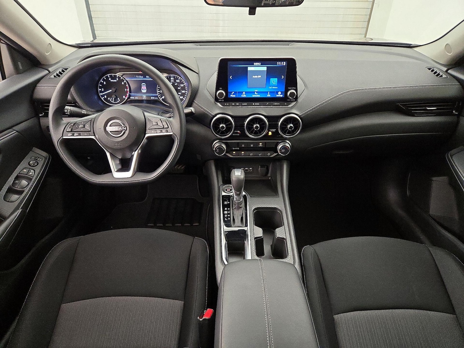 2025 Nissan Sentra SV - Photo 10