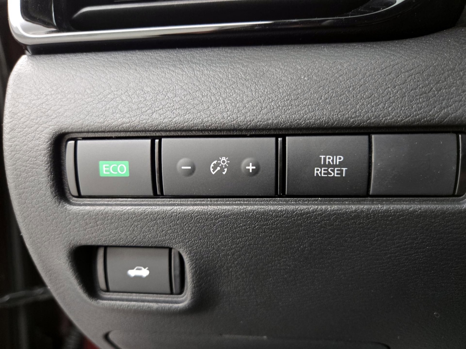 2025 Nissan Sentra SV - Photo 14